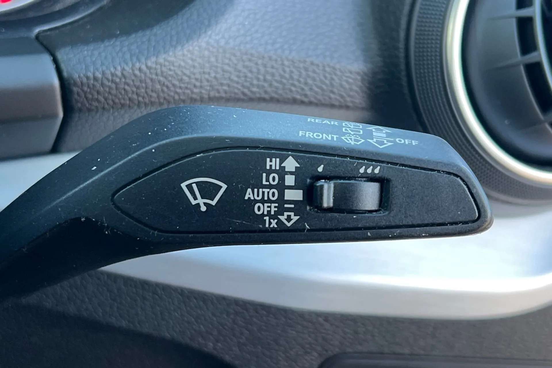 2019 AUDI Q2 2019 AUDI Q2