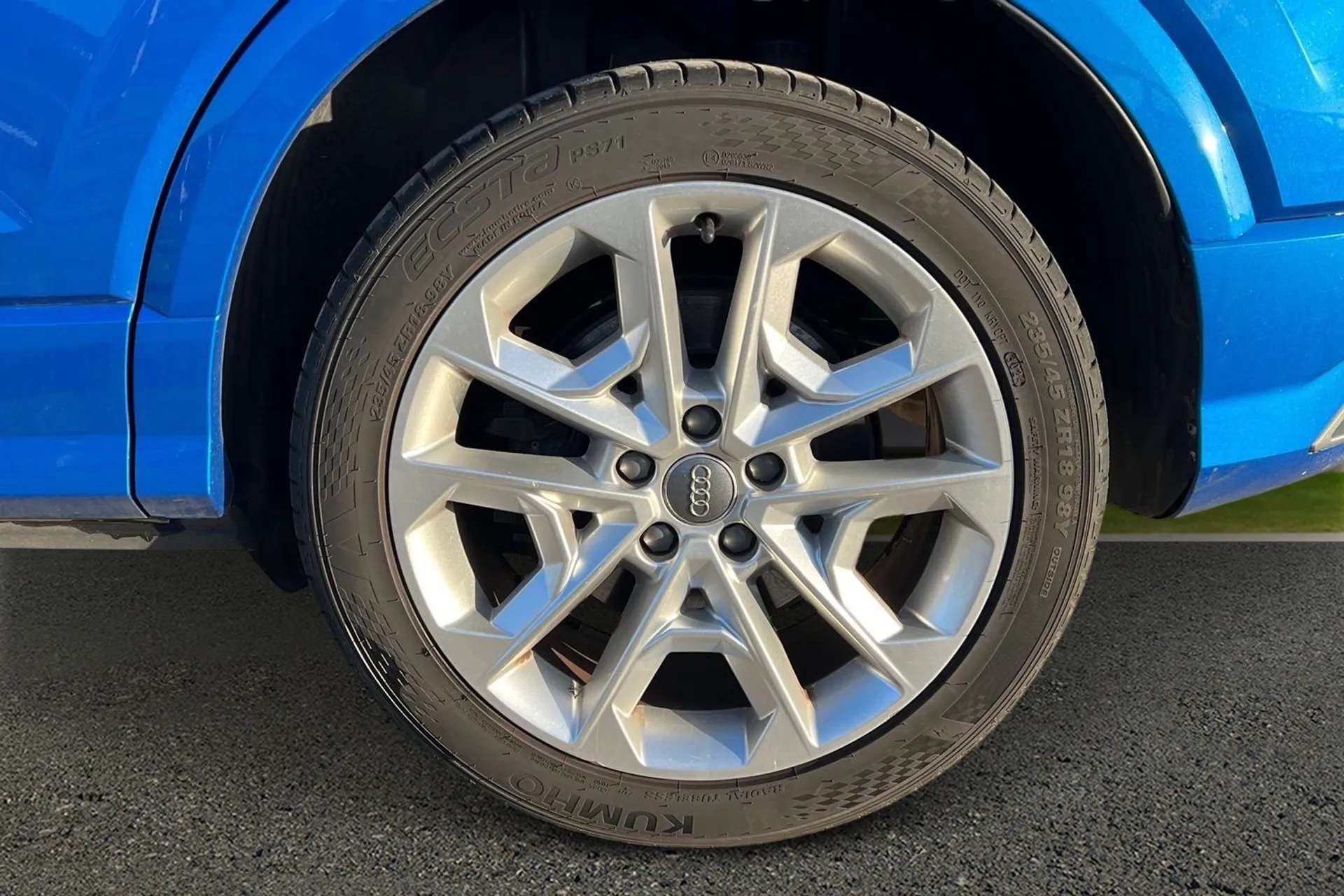 2019 AUDI Q2 2019 AUDI Q2