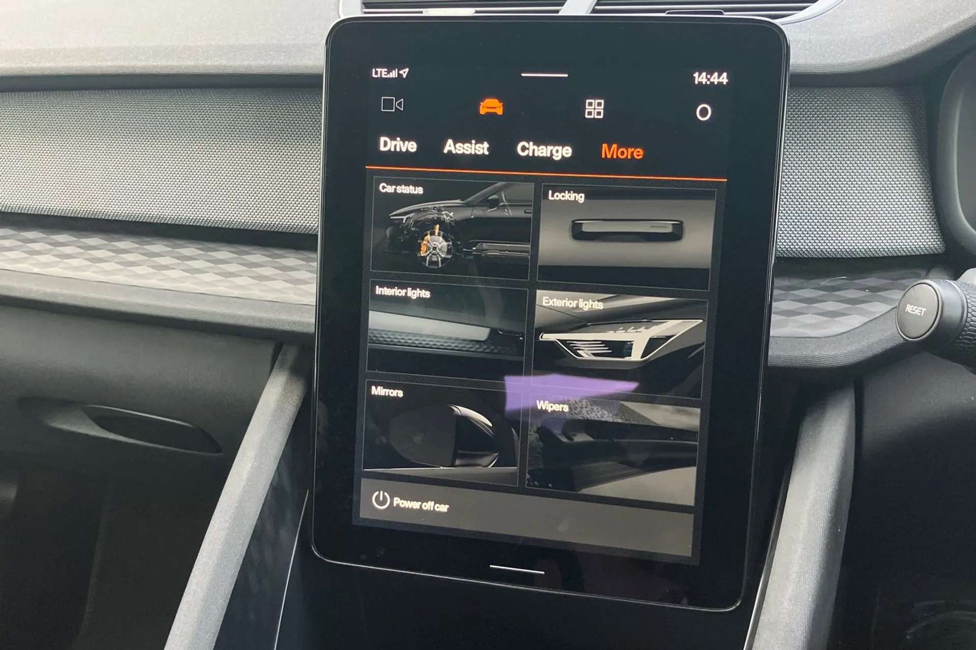 2021 POLESTAR 2 2021 POLESTAR 2