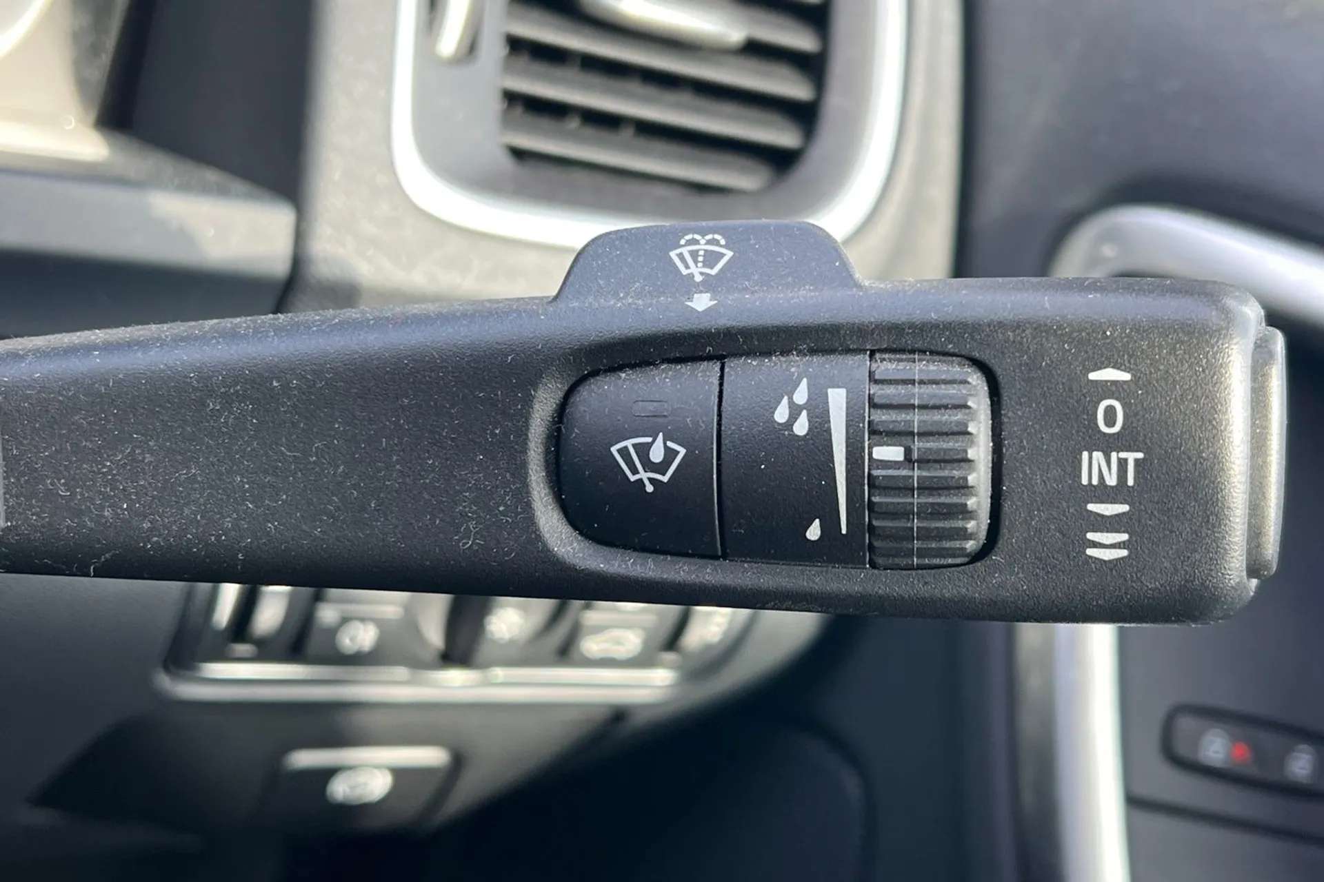 2016 VOLVO S60 2016 VOLVO S60