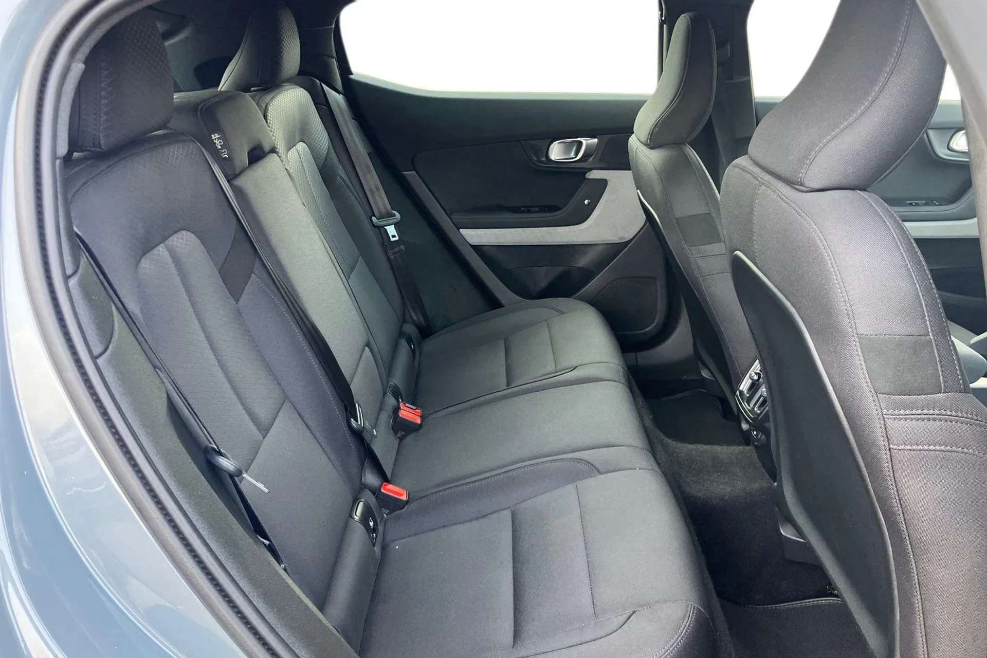 2021 POLESTAR 2 2021 POLESTAR 2