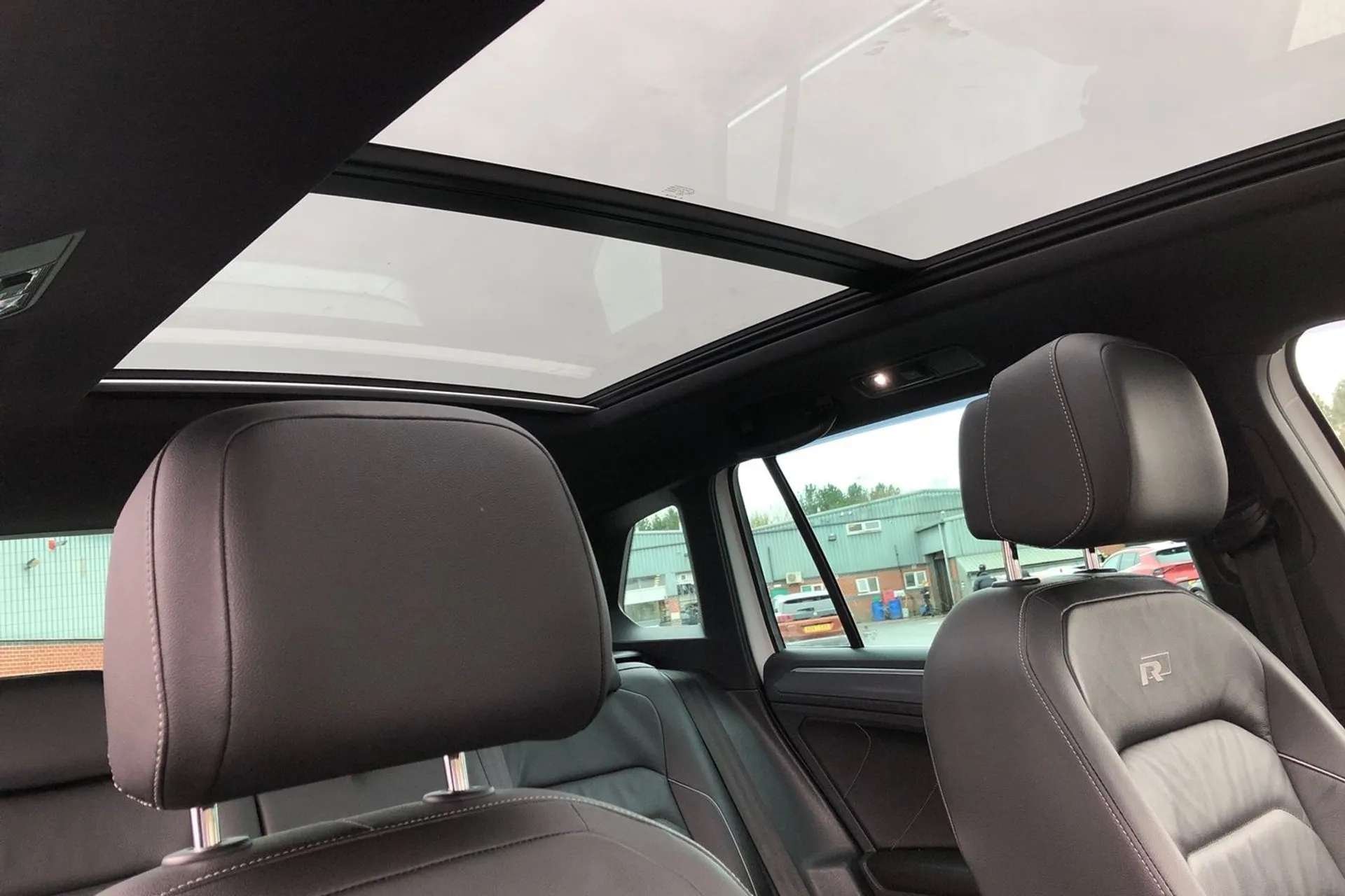 2018 VOLKSWAGEN TIGUAN 2018 VOLKSWAGEN TIGUAN