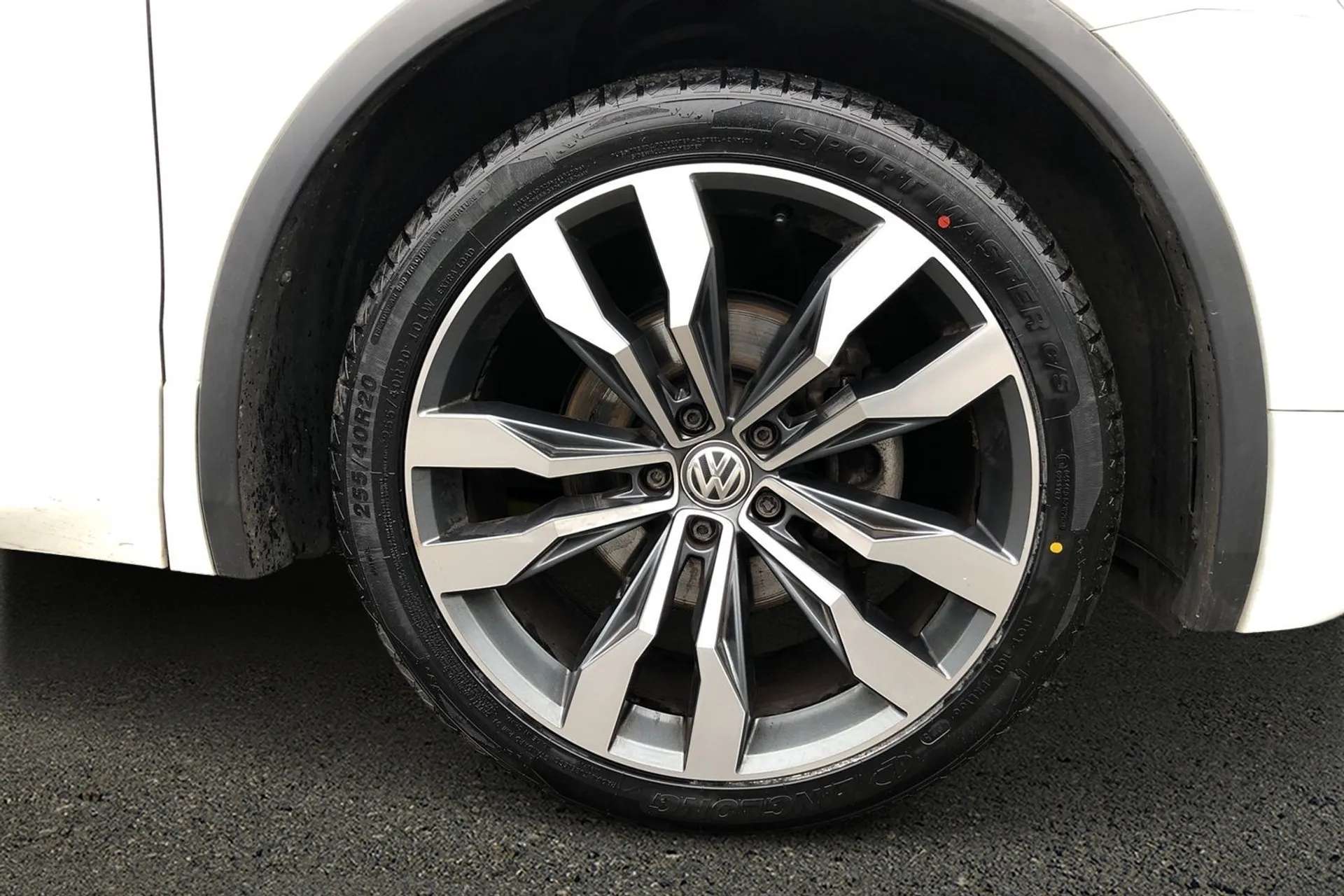 2018 VOLKSWAGEN TIGUAN 2018 VOLKSWAGEN TIGUAN