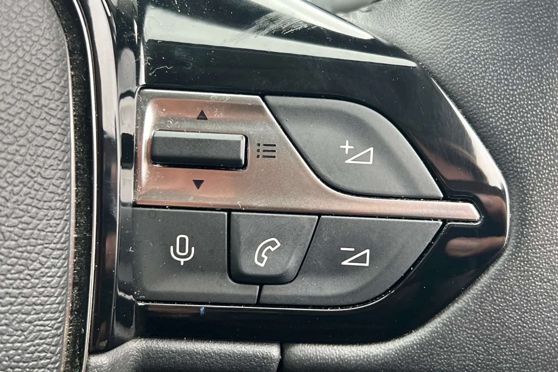 2022 PEUGEOT 308 2022 PEUGEOT 308