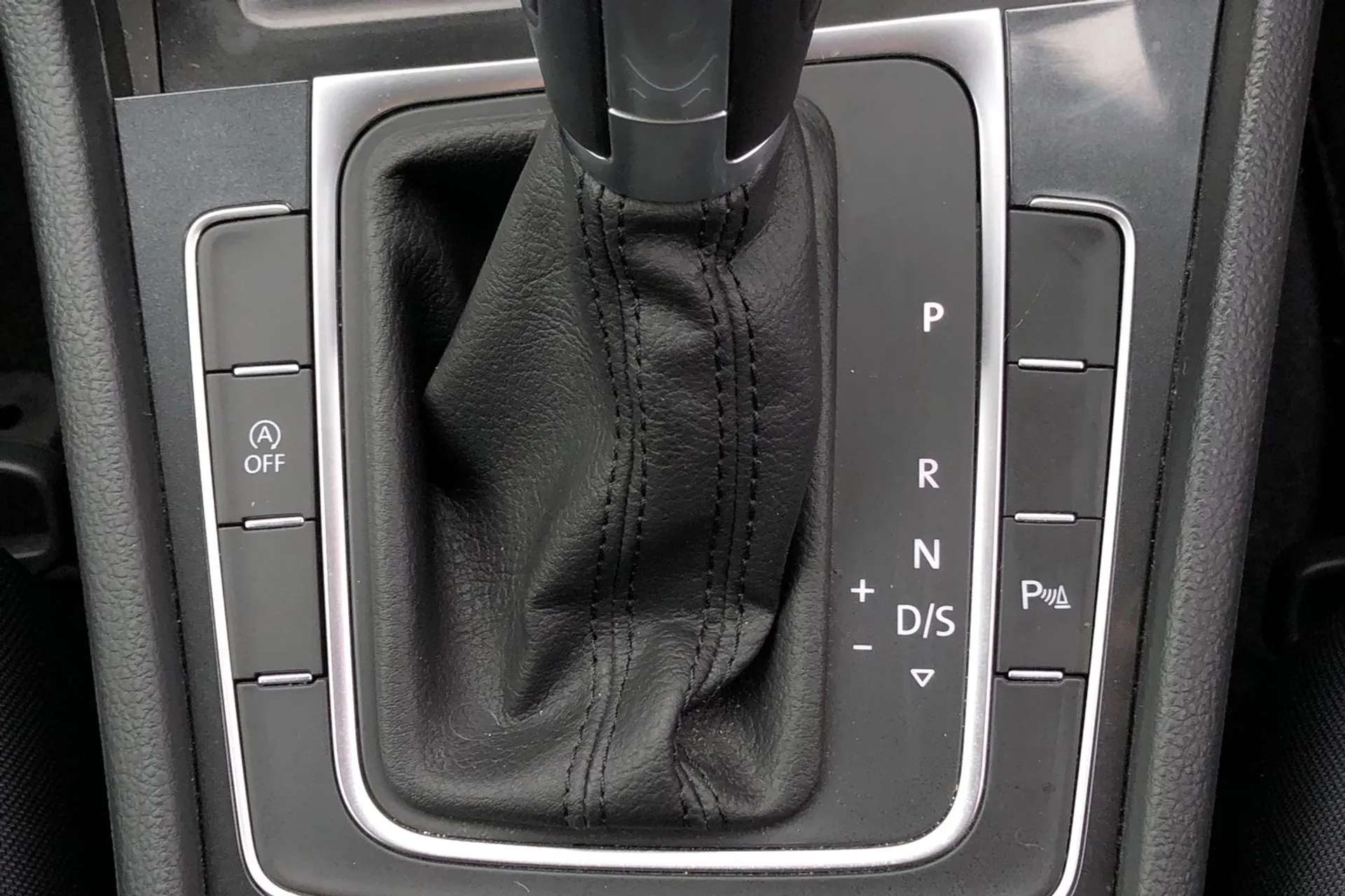 2018 VOLKSWAGEN GOLF 2018 VOLKSWAGEN GOLF