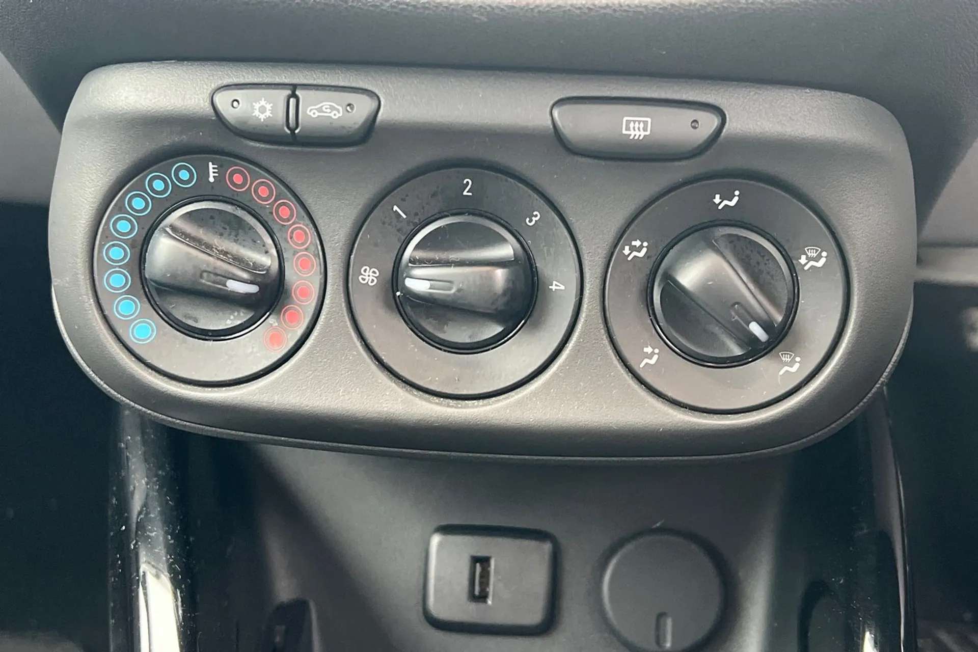 2017 VAUXHALL CORSA 2017 VAUXHALL CORSA