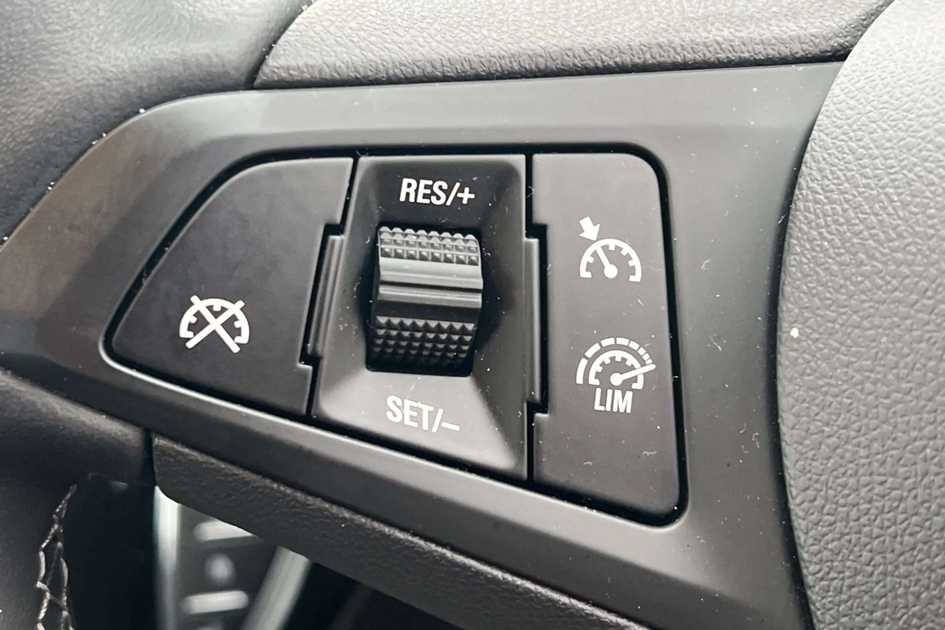 2017 VAUXHALL CORSA 2017 VAUXHALL CORSA