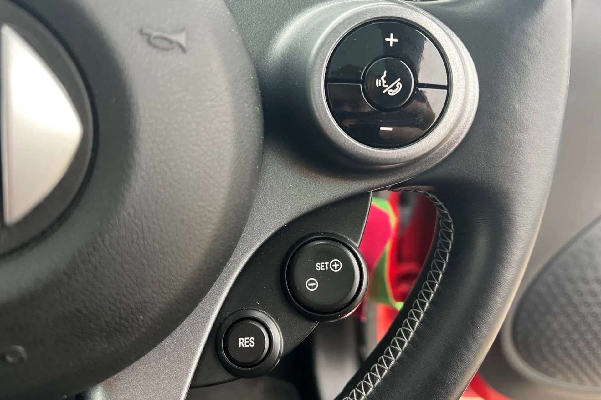 2017 SMART FORFOUR 2017 SMART FORFOUR