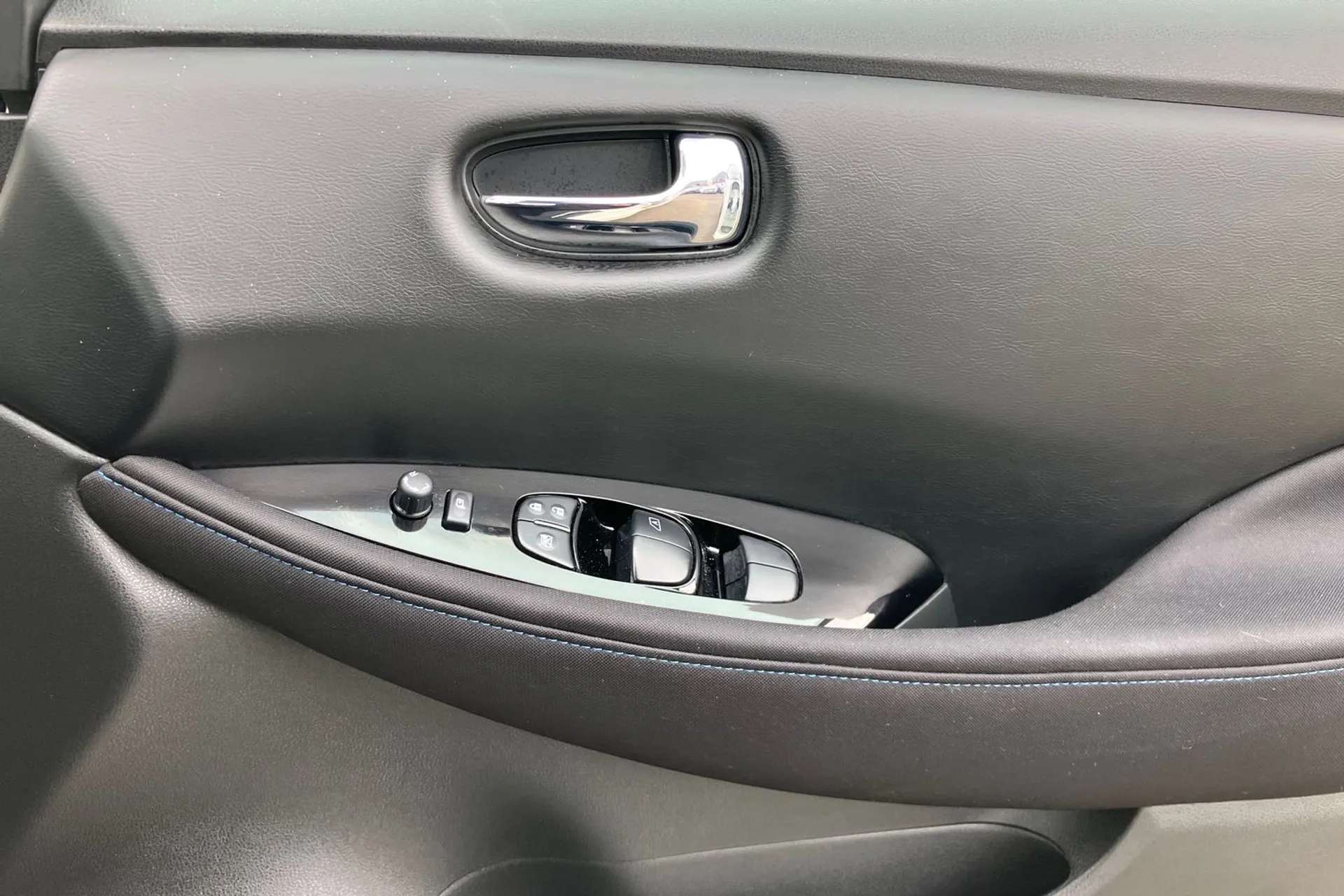 2024 NISSAN LEAF 2024 NISSAN LEAF