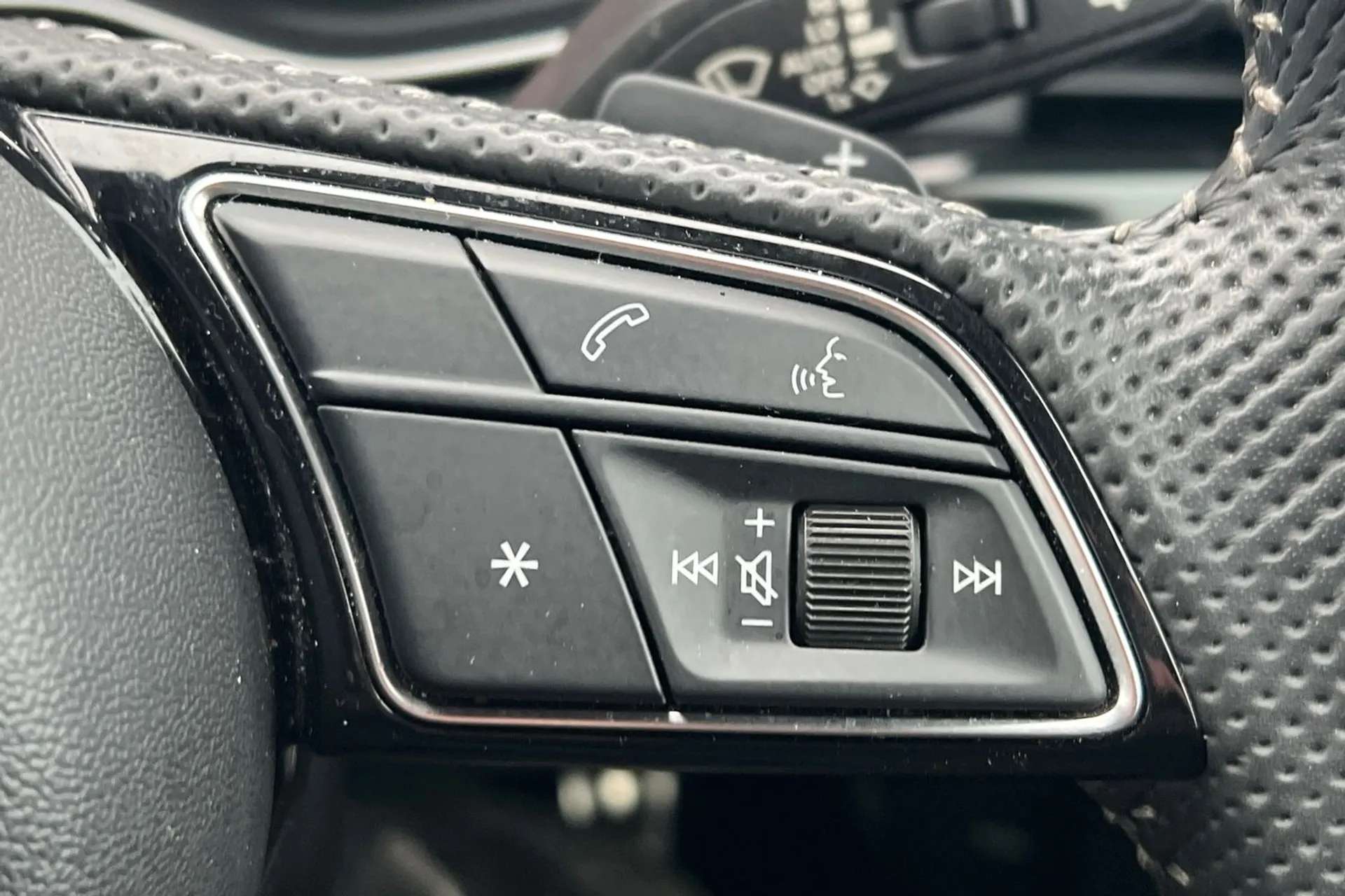 2020 AUDI A4 2020 AUDI A4