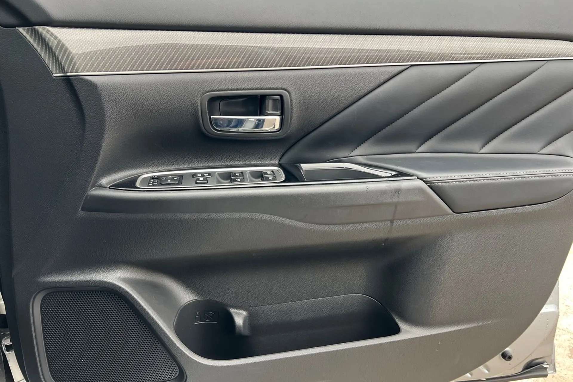 2021 MITSUBISHI OUTLANDER 2021 MITSUBISHI OUTLANDER