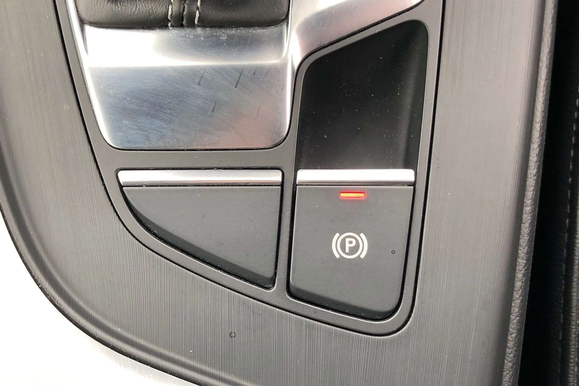 2018 AUDI A4 2018 AUDI A4