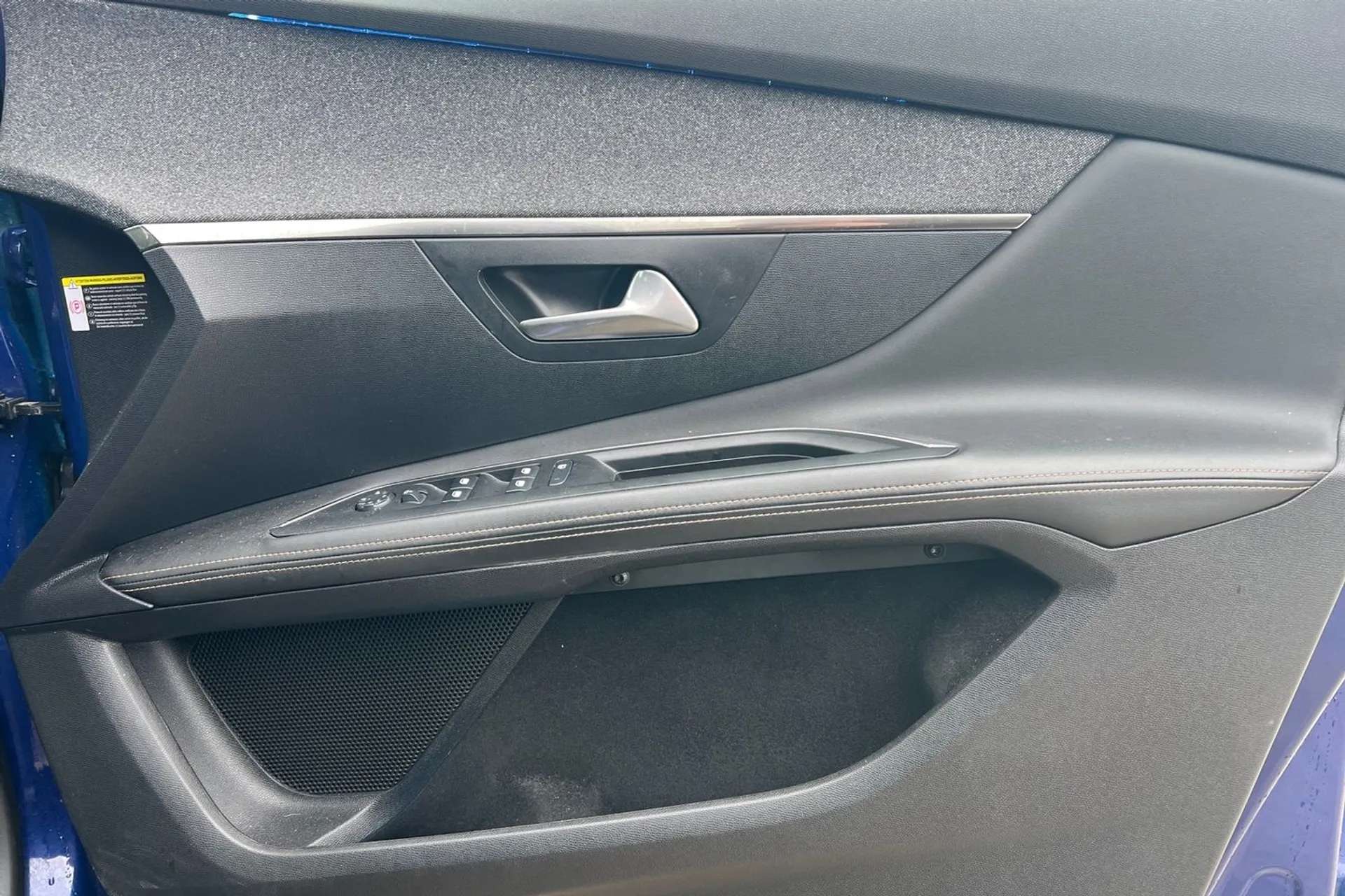 2020 PEUGEOT 3008 2020 PEUGEOT 3008
