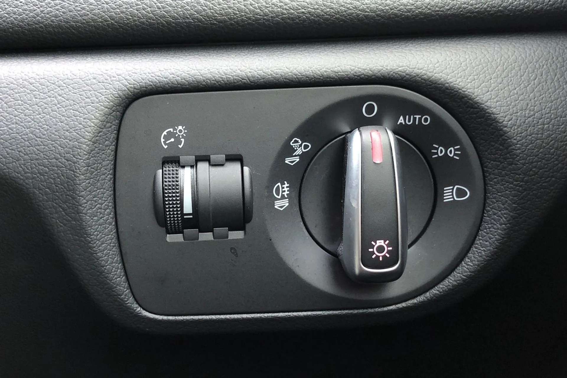 2017 AUDI Q3 2017 AUDI Q3