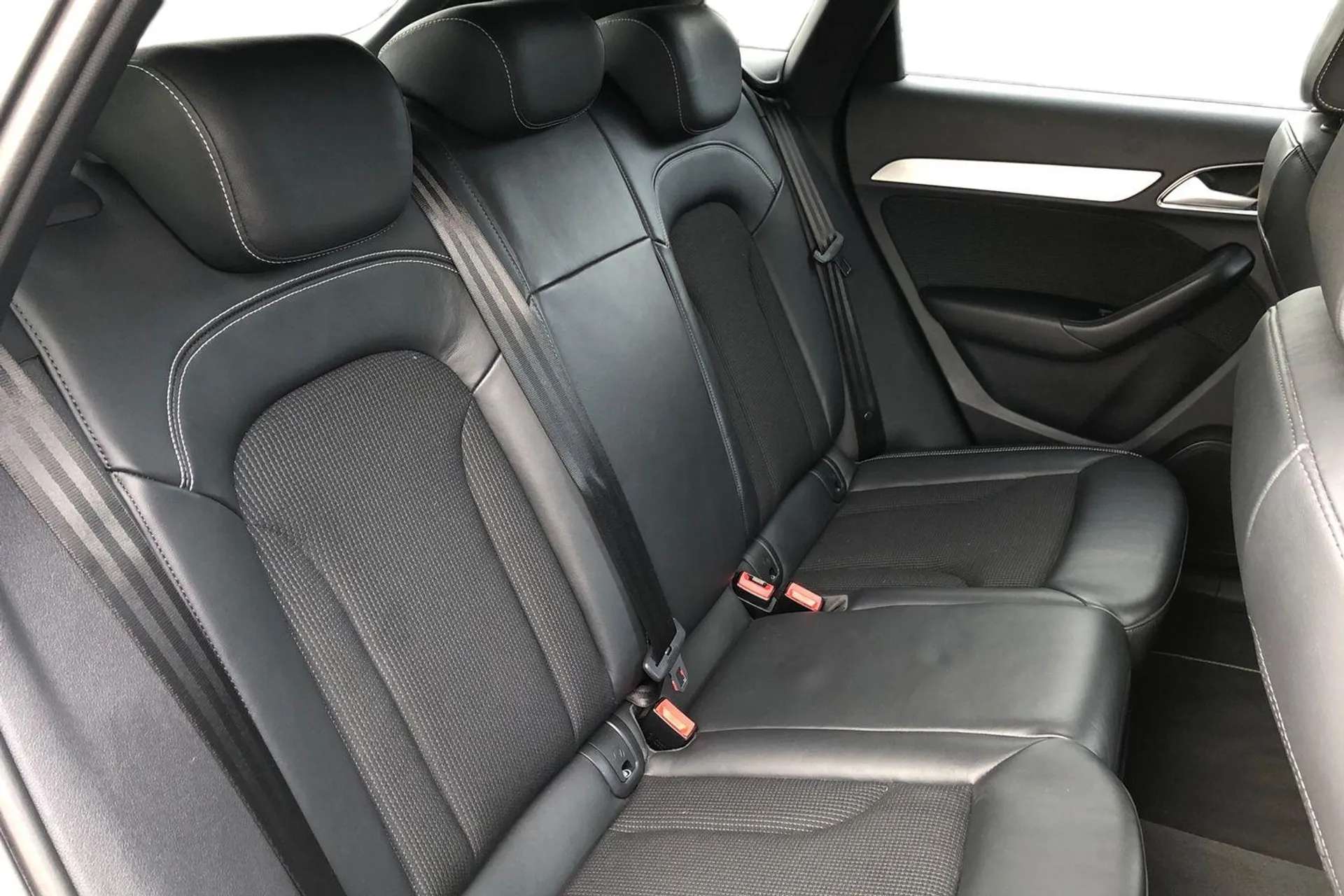 2017 AUDI Q3 2017 AUDI Q3