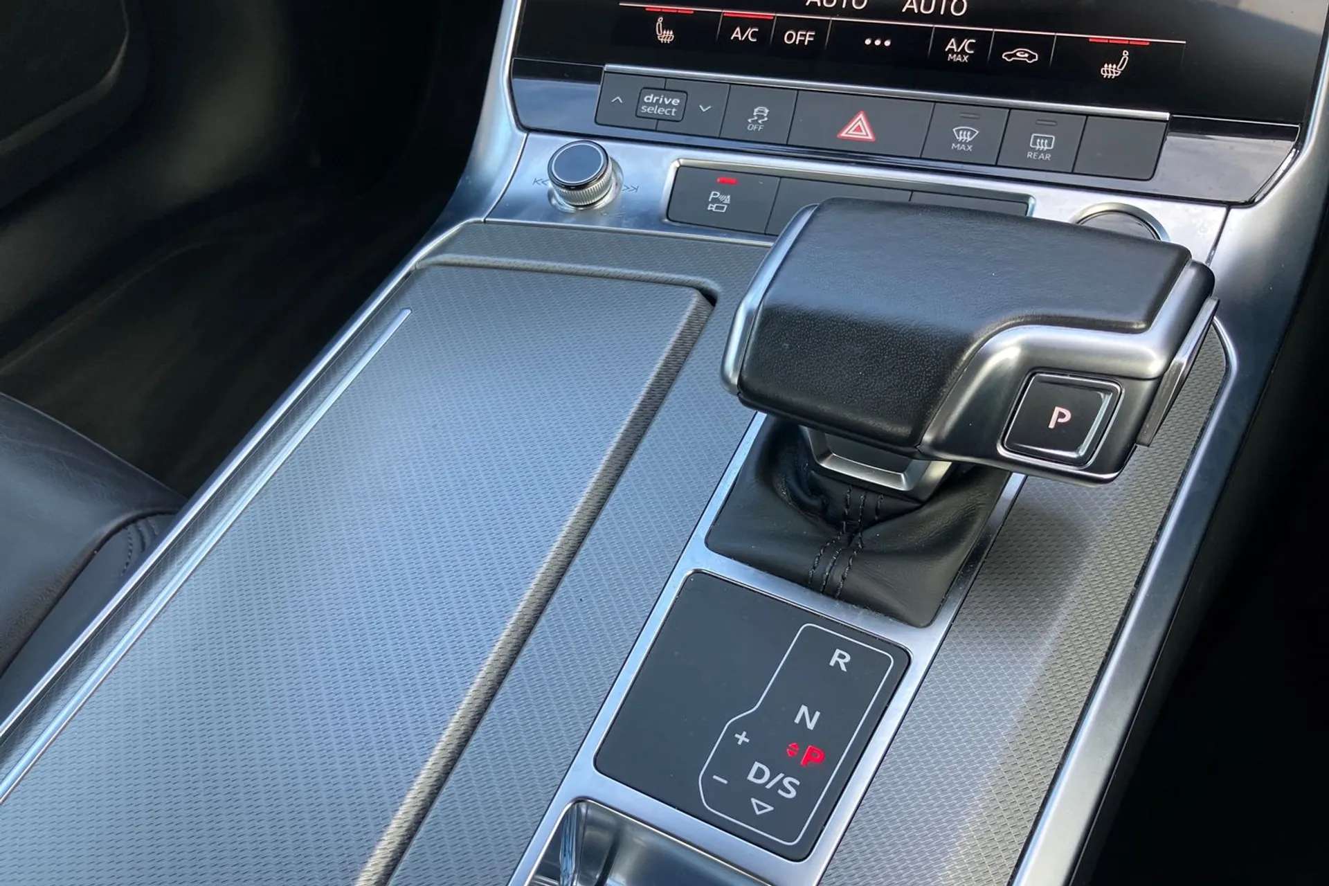 2022 AUDI A6 2022 AUDI A6