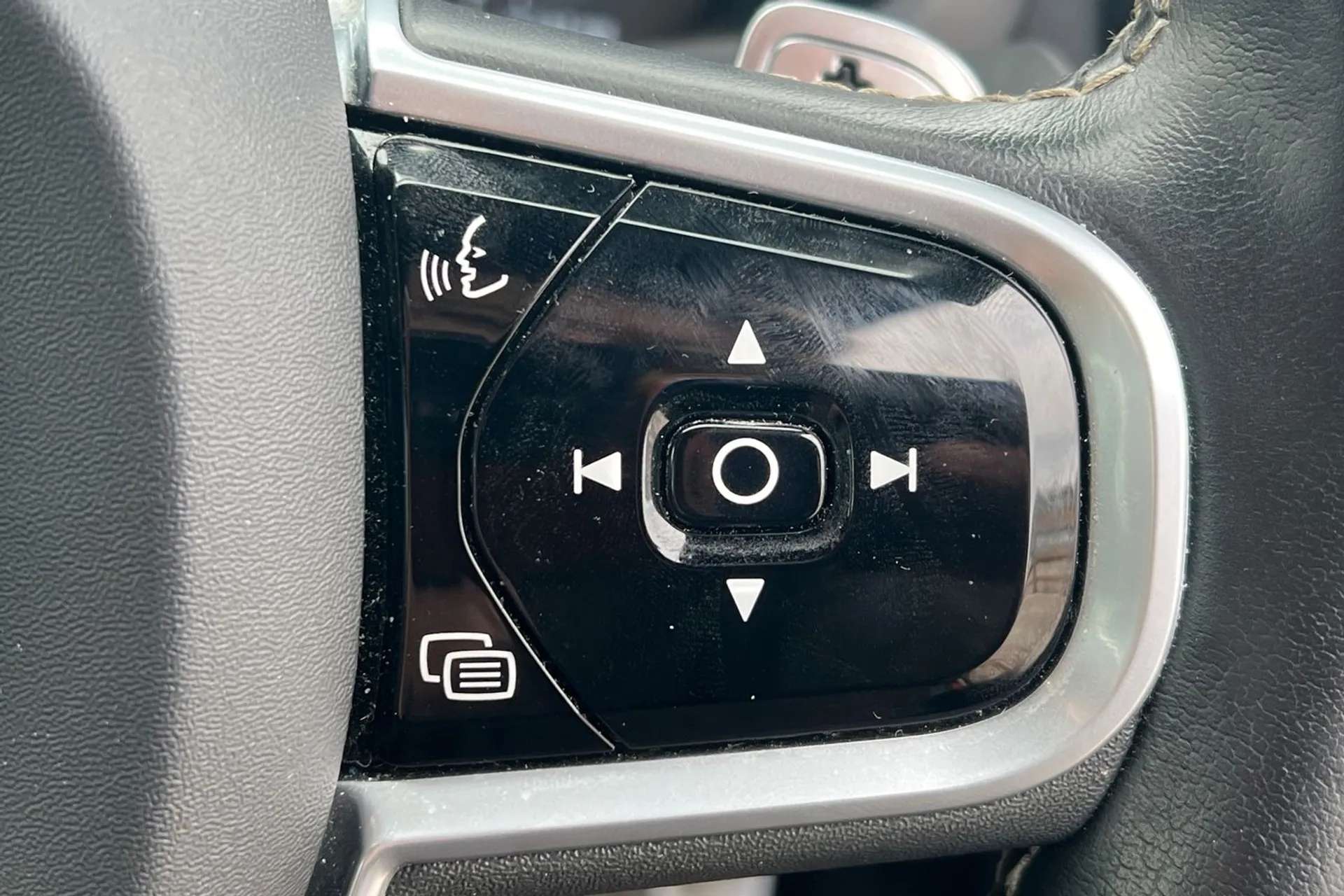 2020 VOLVO S60 2020 VOLVO S60