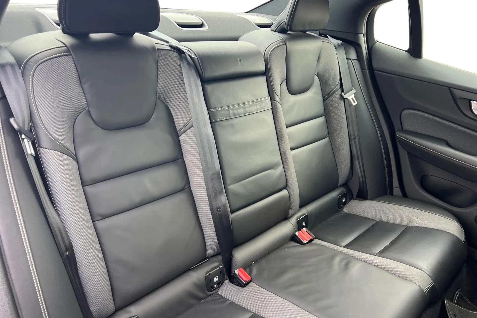 2020 VOLVO S60 2020 VOLVO S60