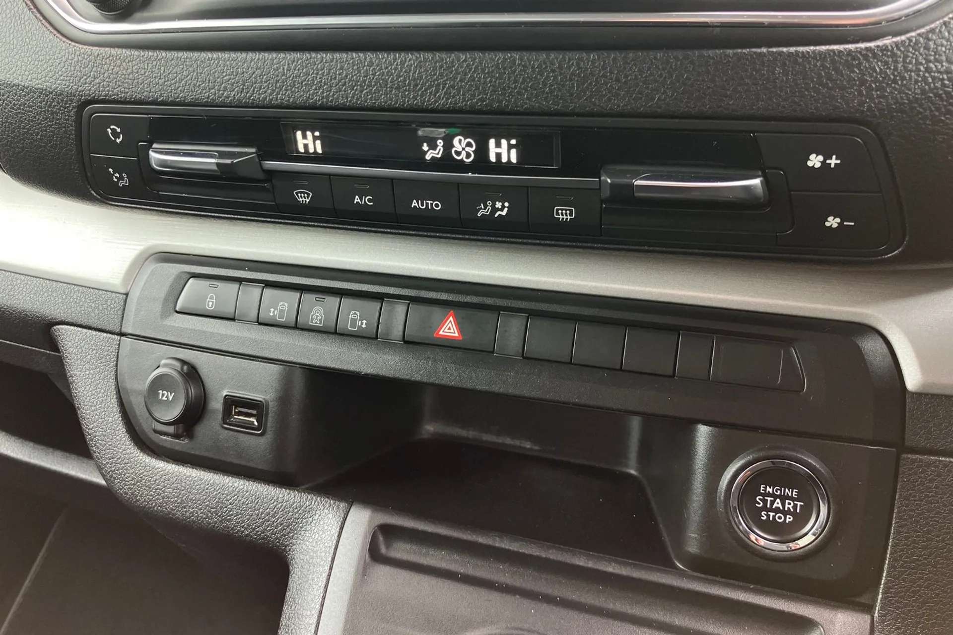 2021 PEUGEOT TRAVELLER 2021 PEUGEOT TRAVELLER