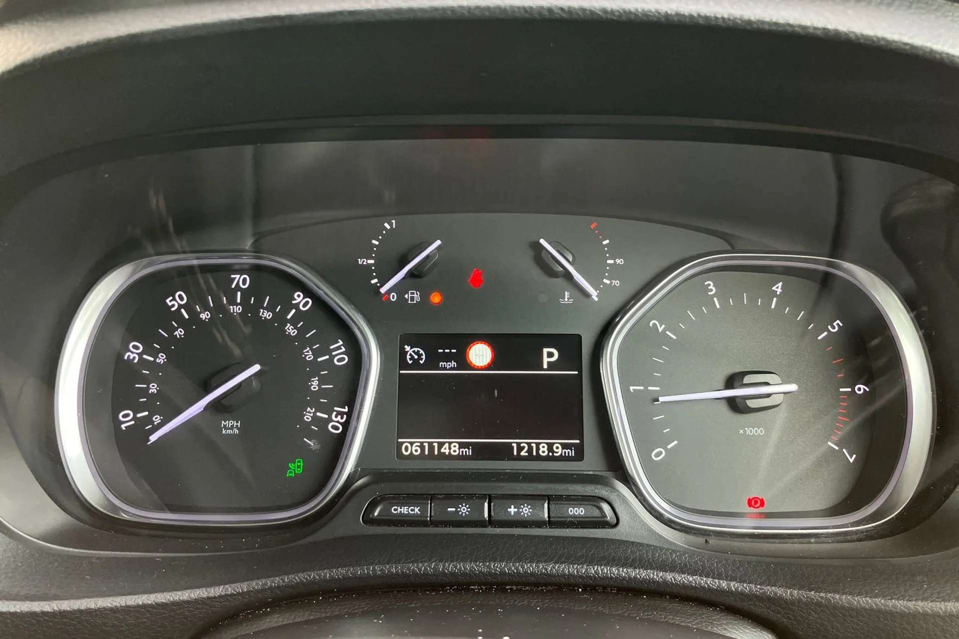 2021 PEUGEOT TRAVELLER 2021 PEUGEOT TRAVELLER