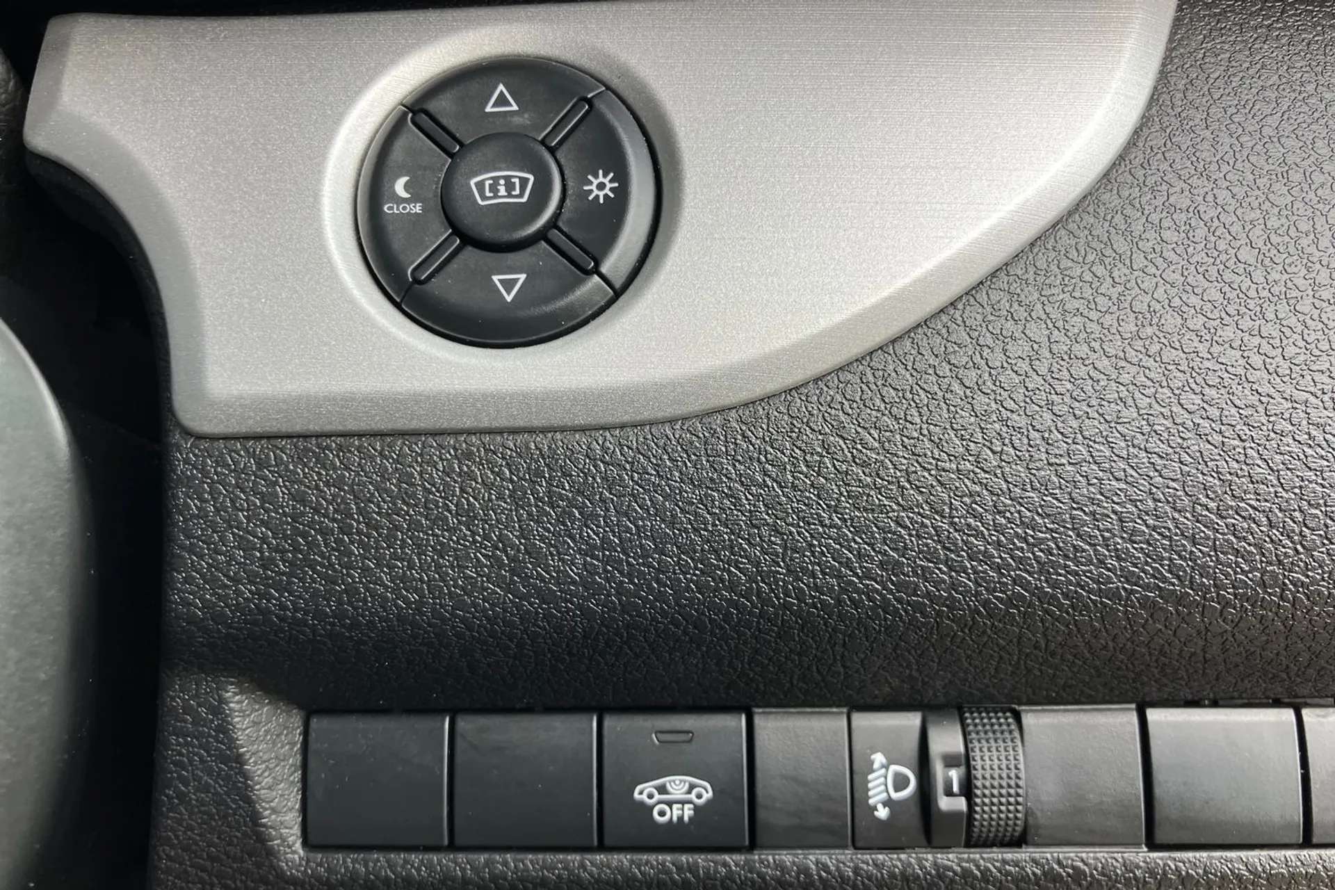 2021 PEUGEOT TRAVELLER 2021 PEUGEOT TRAVELLER