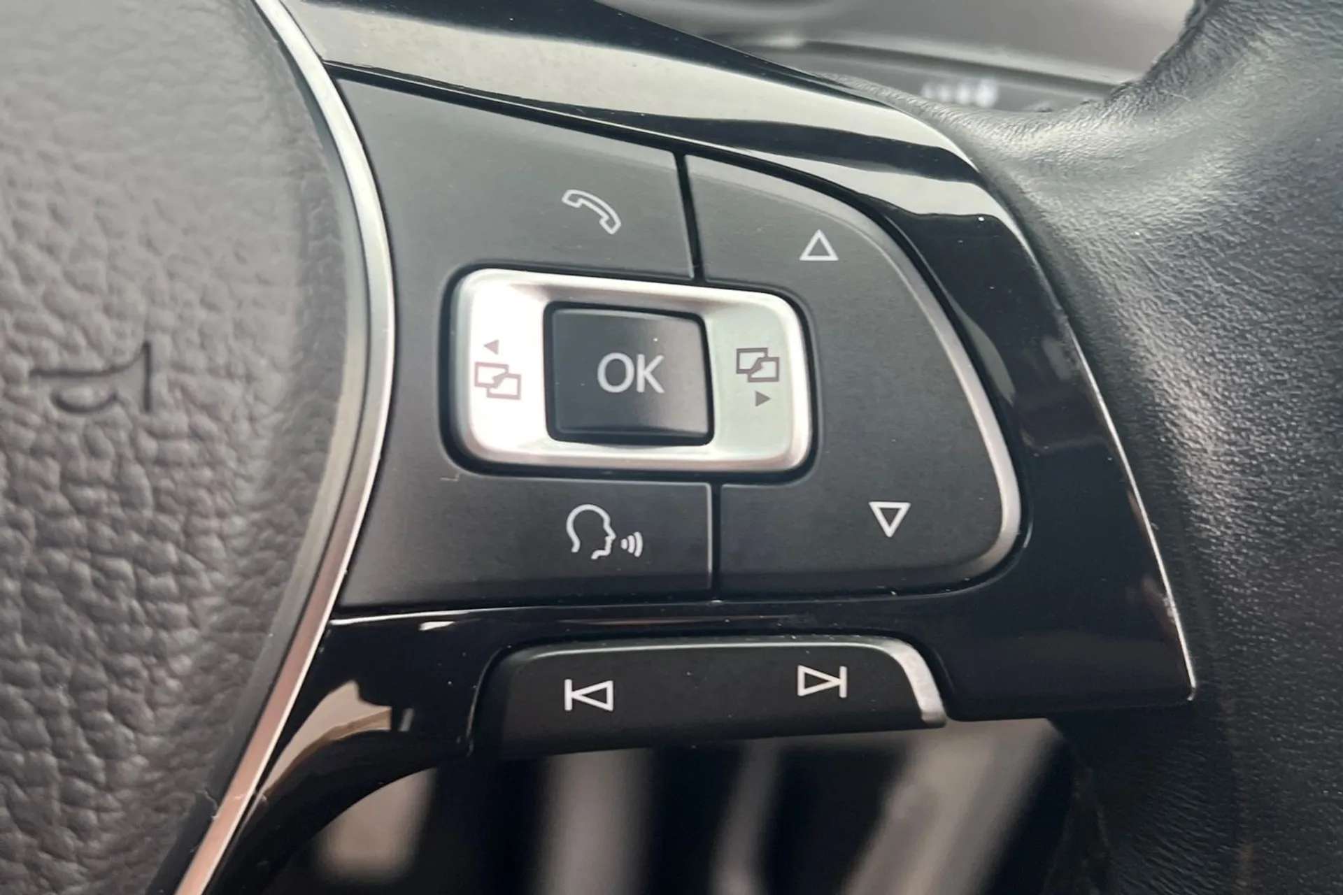 2017 VOLKSWAGEN TIGUAN 2017 VOLKSWAGEN TIGUAN