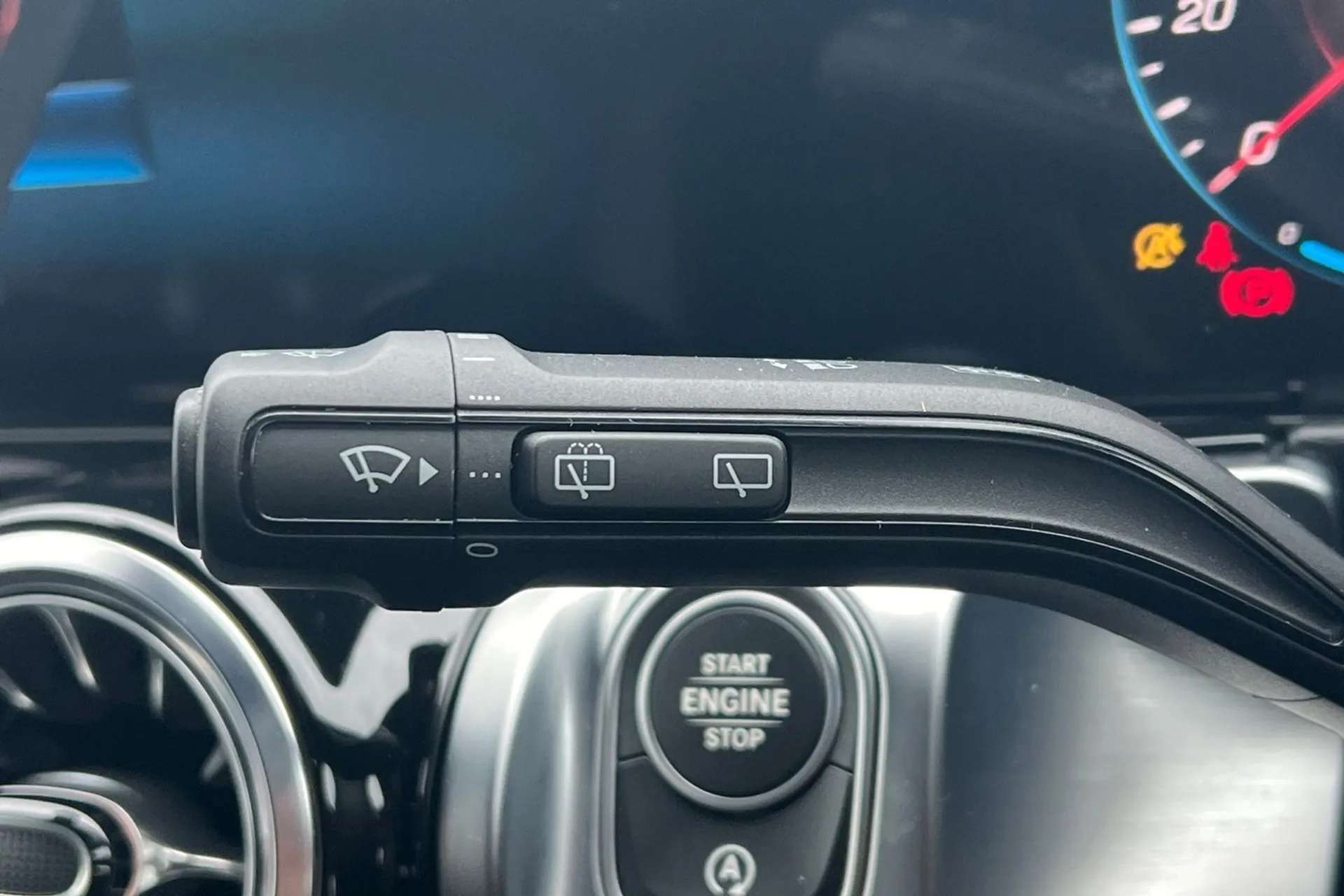 2023 MERCEDES-BENZ GLB 2023 MERCEDES-BENZ GLB