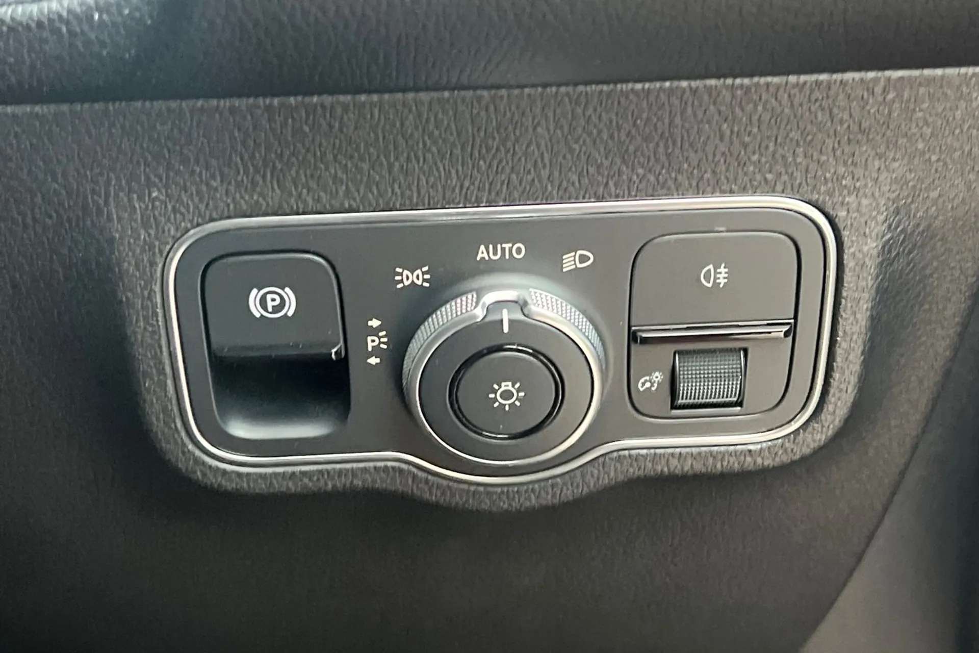 2023 MERCEDES-BENZ GLB 2023 MERCEDES-BENZ GLB