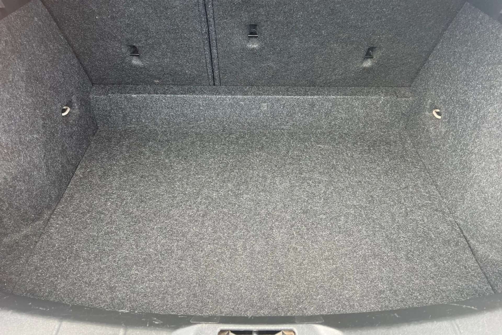 2015 VOLVO V40 2015 VOLVO V40
