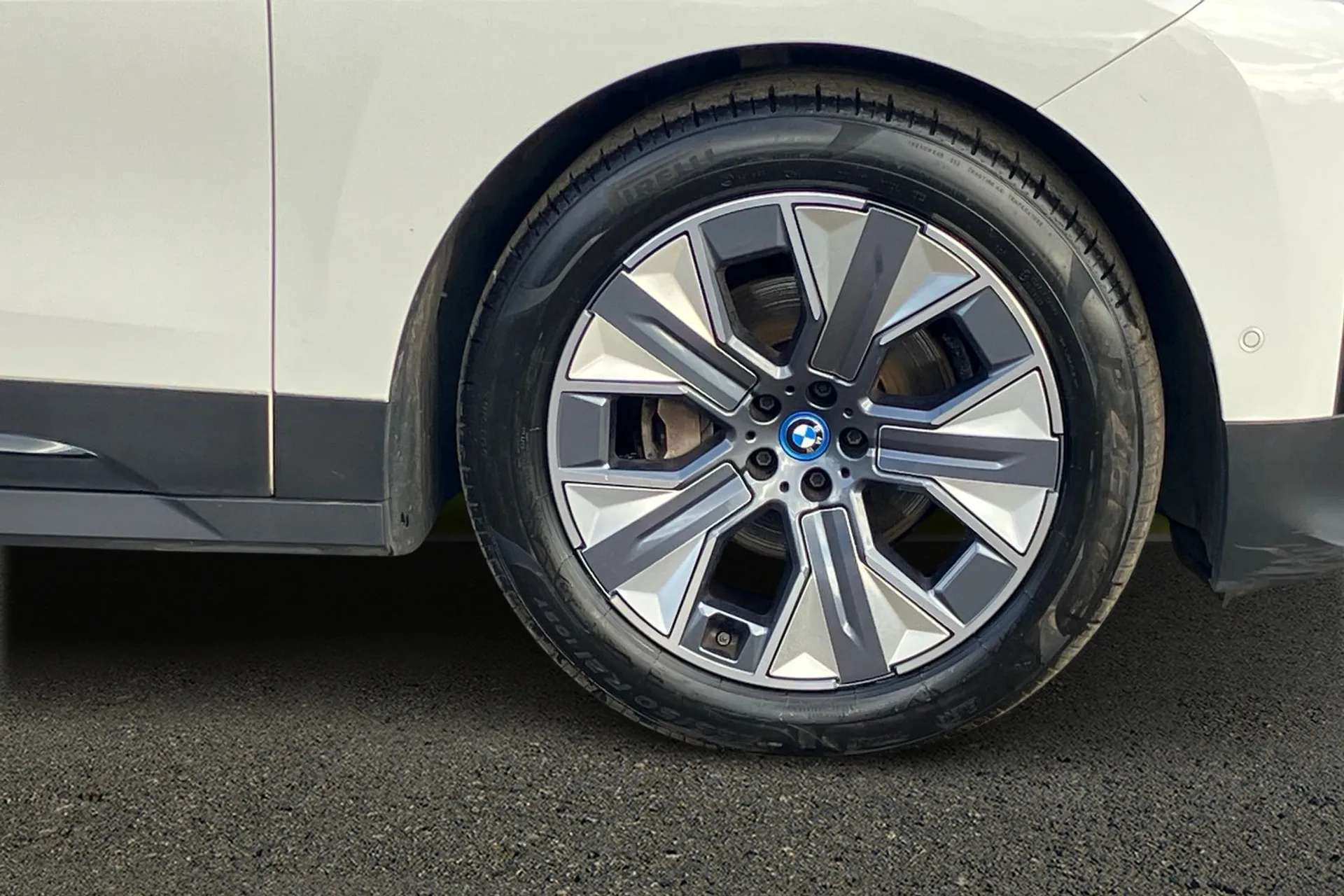 2022 BMW IX 2022 BMW IX