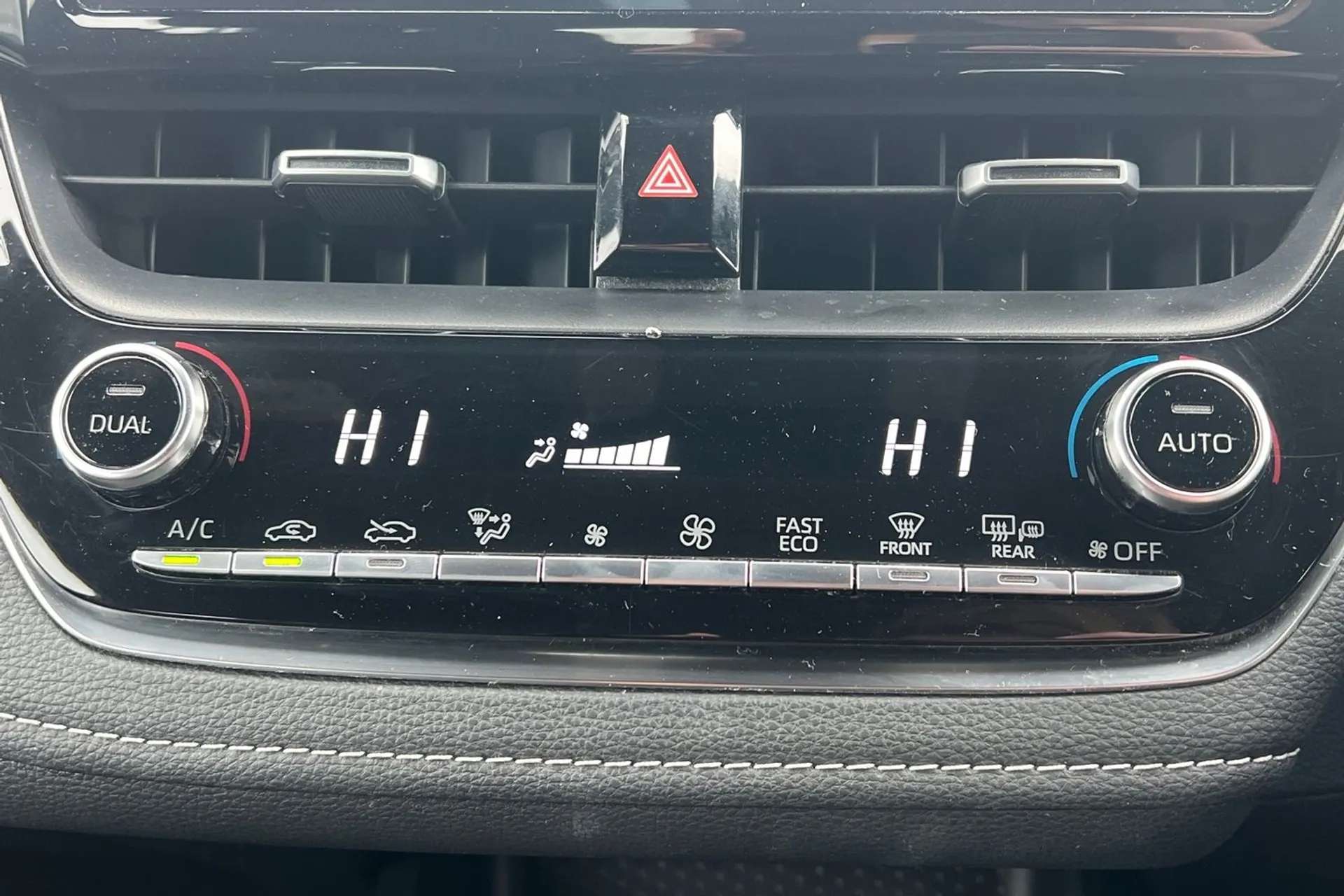 2022 TOYOTA COROLLA 2022 TOYOTA COROLLA