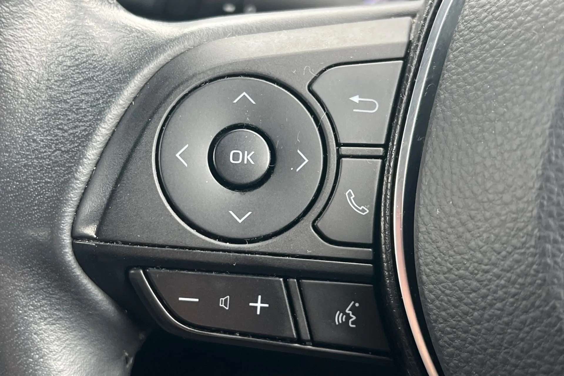 2022 TOYOTA COROLLA 2022 TOYOTA COROLLA