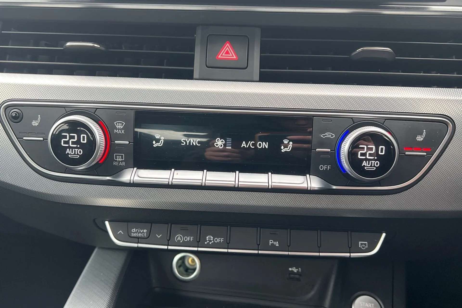 2022 AUDI A4 2022 AUDI A4