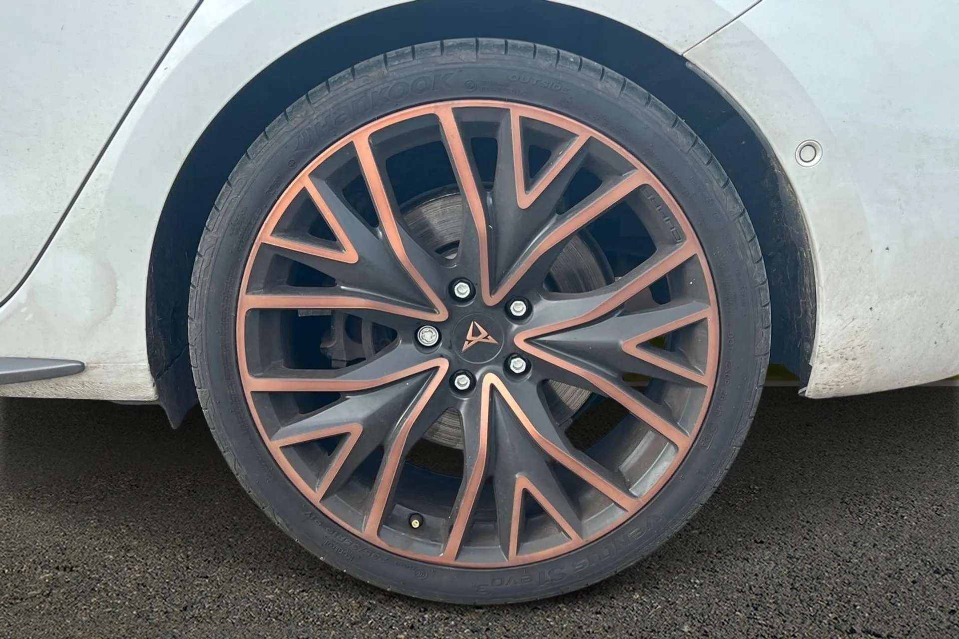 2024 CUPRA LEON 2024 CUPRA LEON