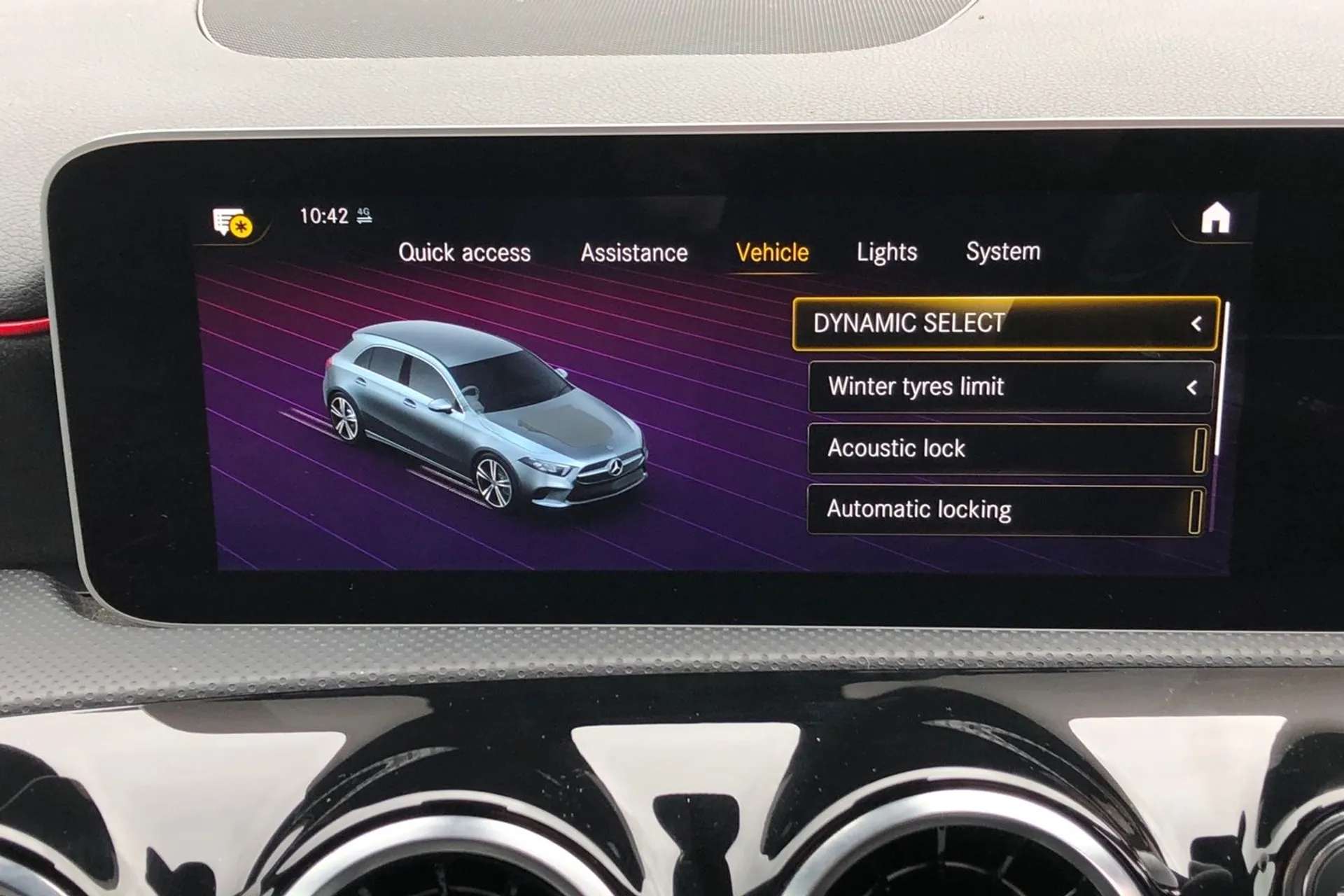 2019 MERCEDES-BENZ A CLASS 2019 MERCEDES-BENZ A CLASS