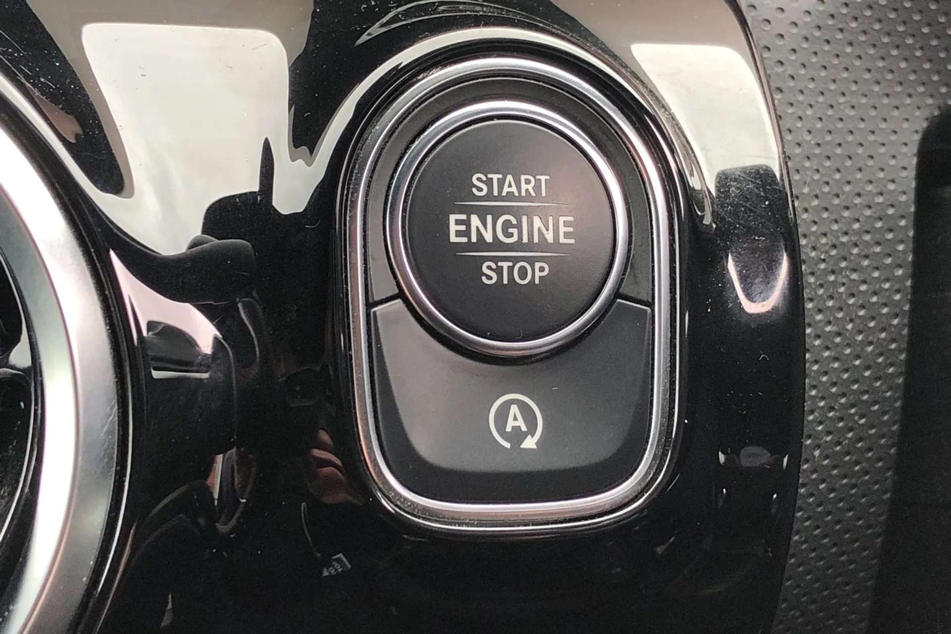 2019 MERCEDES-BENZ A CLASS 2019 MERCEDES-BENZ A CLASS