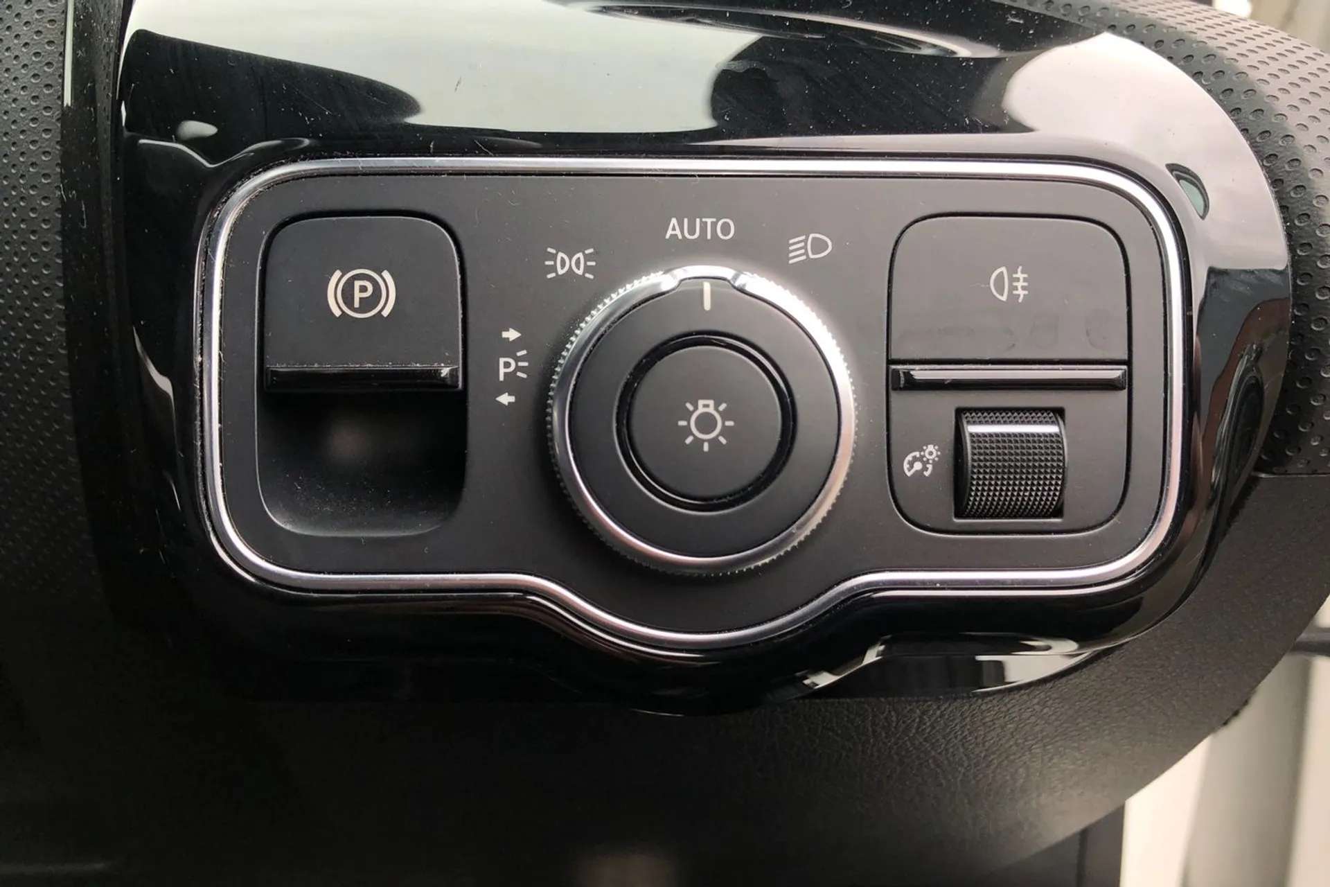 2019 MERCEDES-BENZ A CLASS 2019 MERCEDES-BENZ A CLASS