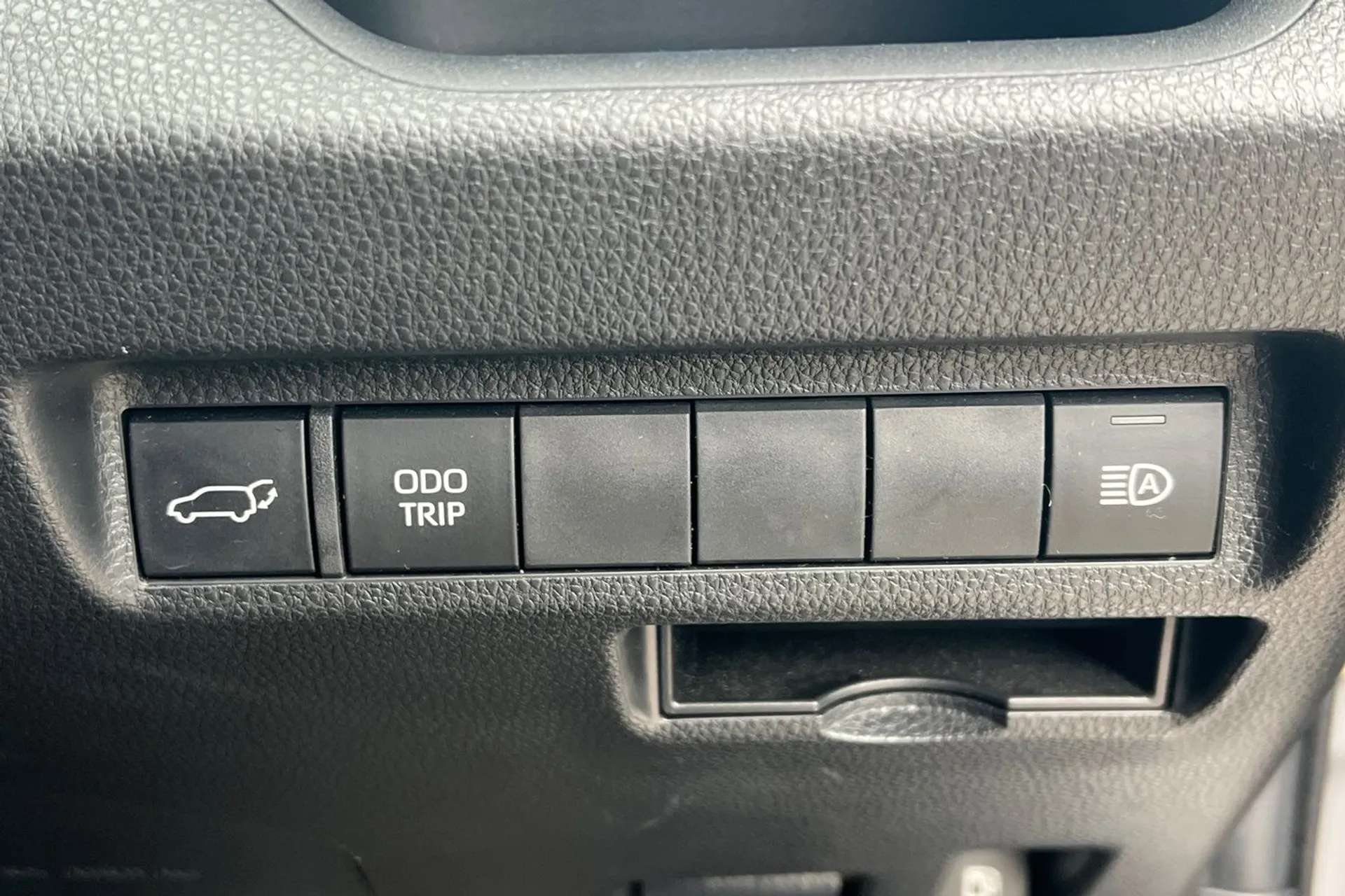 2023 TOYOTA RAV4 2023 TOYOTA RAV4