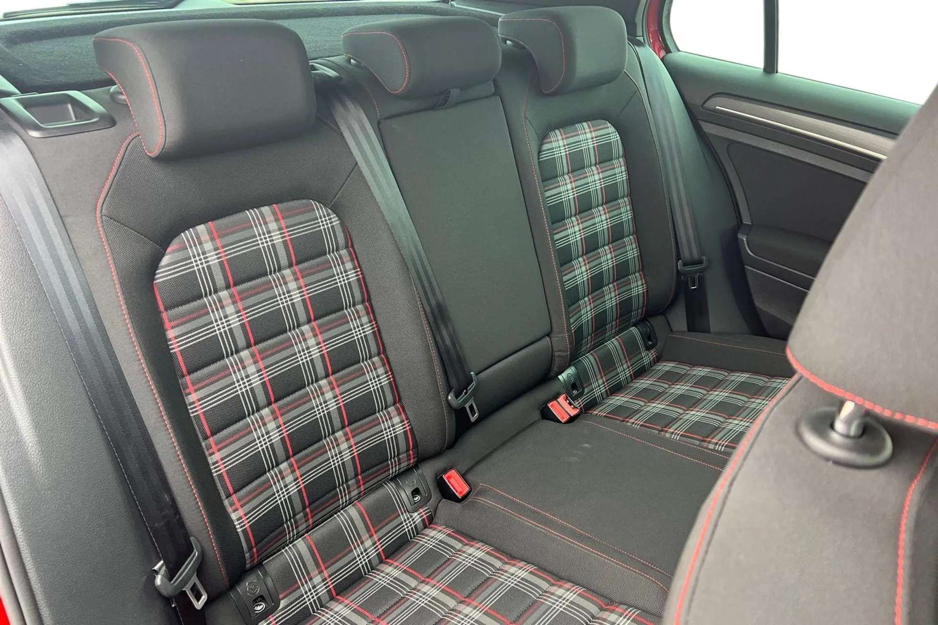 2018 VOLKSWAGEN GOLF 2018 VOLKSWAGEN GOLF