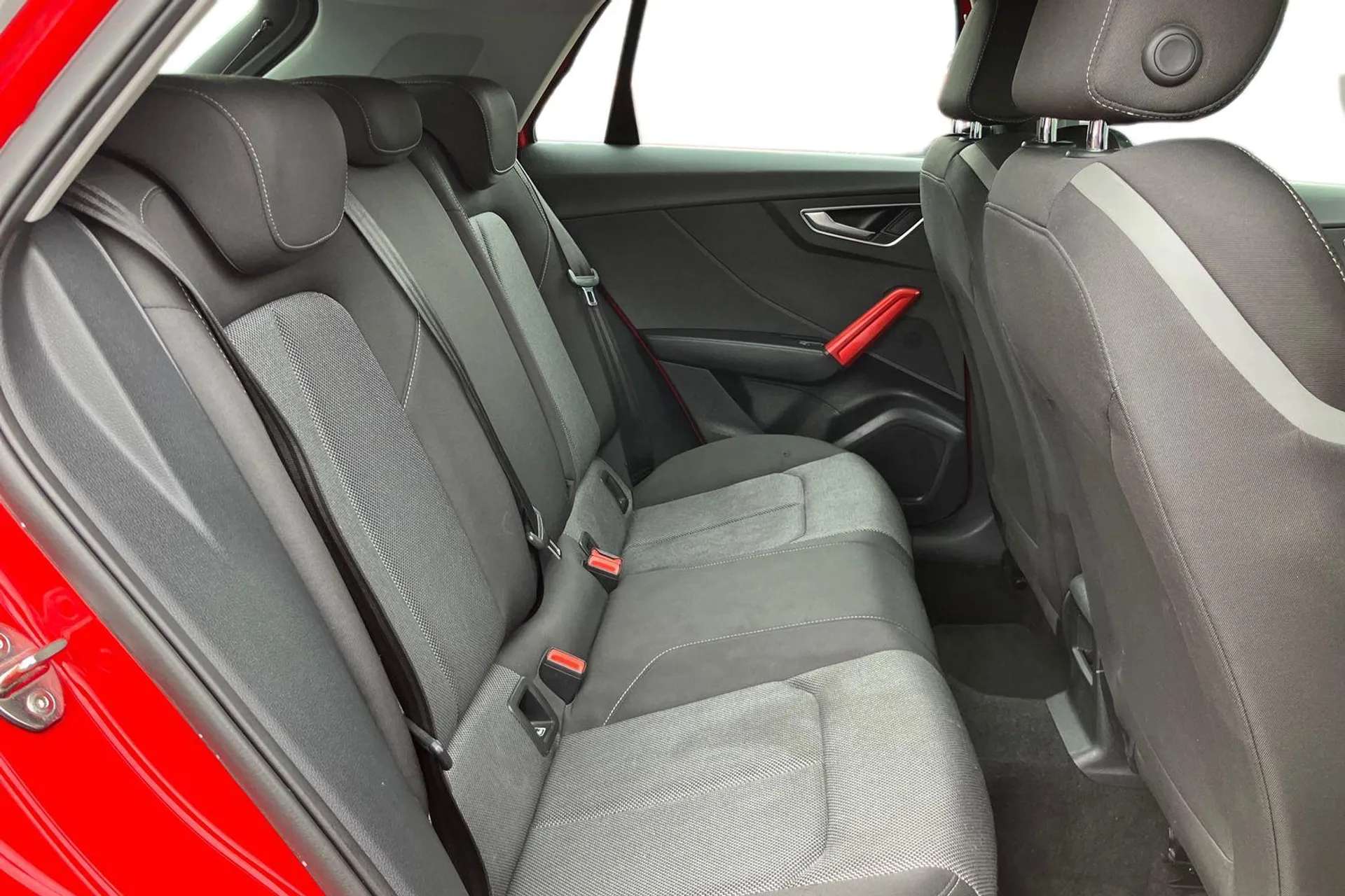 2018 AUDI Q2 2018 AUDI Q2