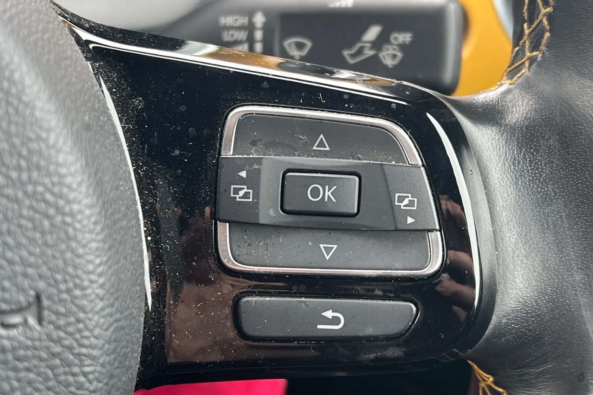2018 VOLKSWAGEN BEETLE 2018 VOLKSWAGEN BEETLE