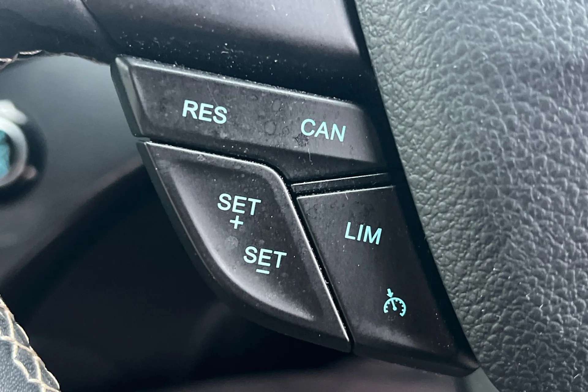 2018 FORD KUGA VIGNALE 2018 FORD KUGA VIGNALE