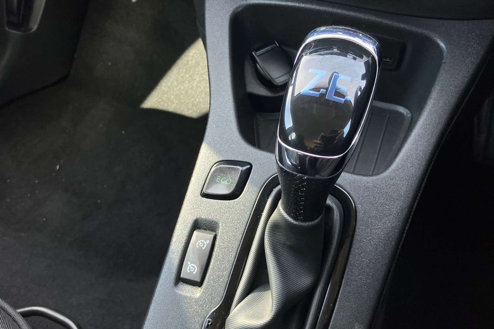 2019 RENAULT ZOE 2019 RENAULT ZOE