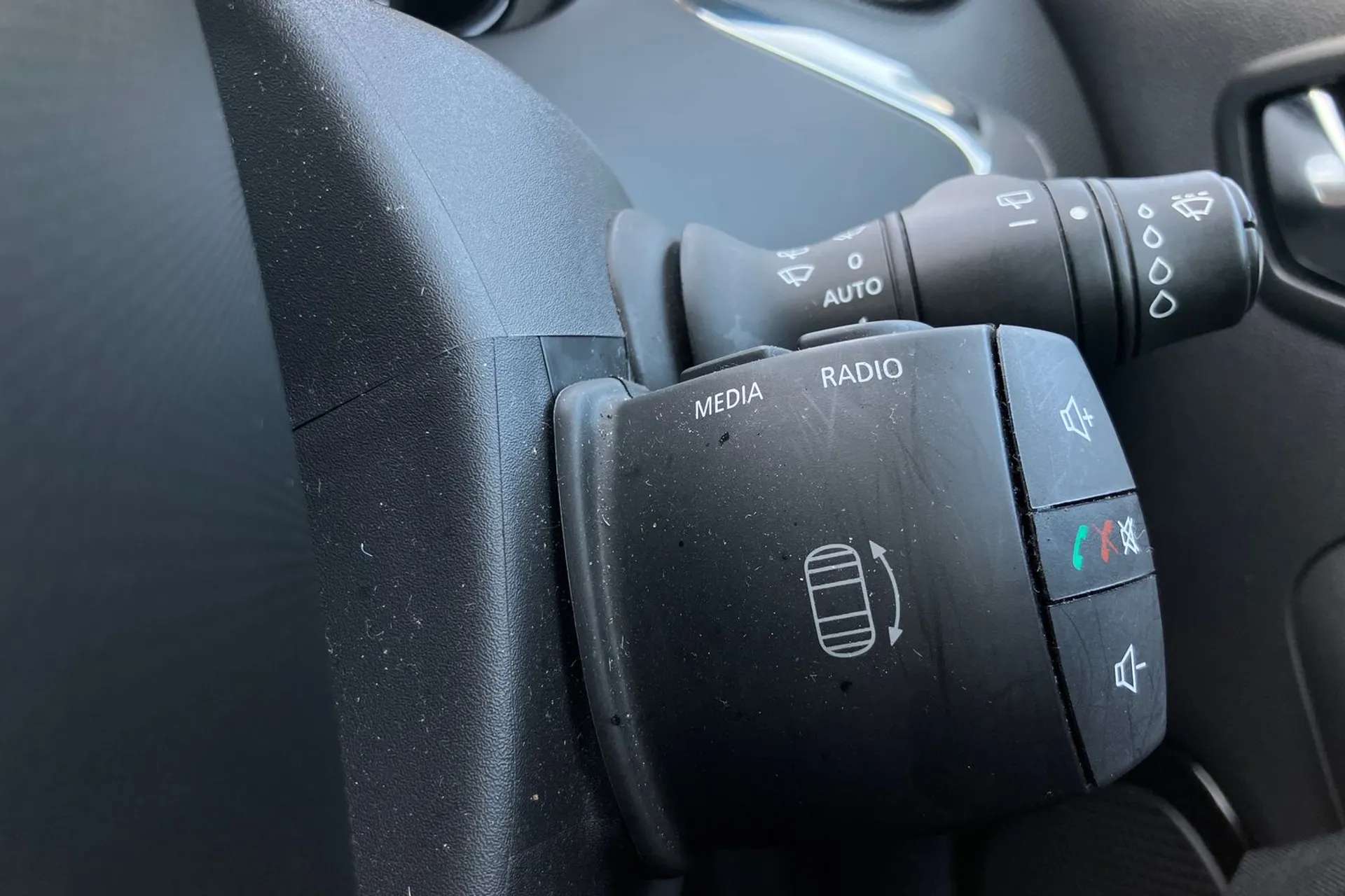 2019 RENAULT ZOE 2019 RENAULT ZOE