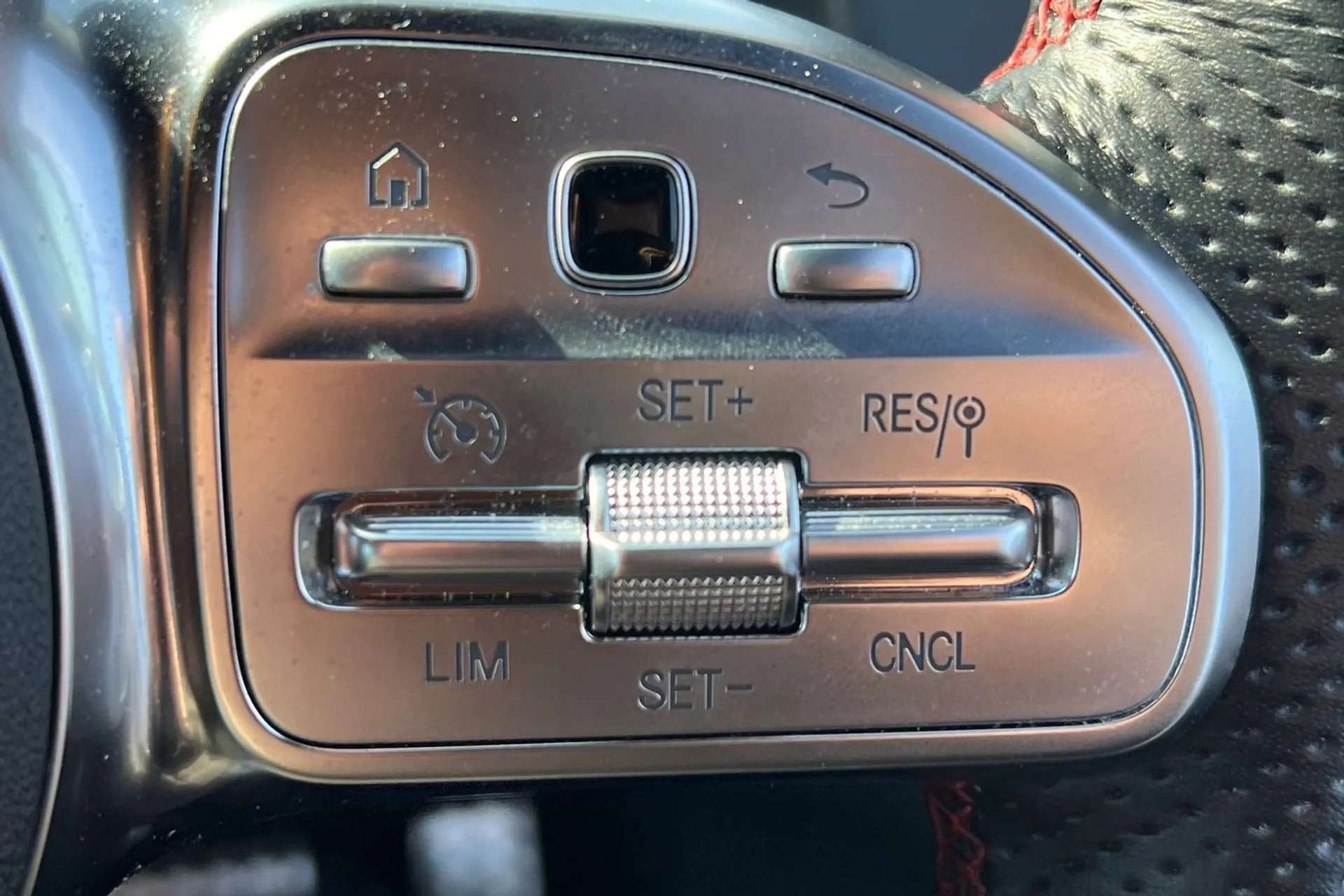 2023 MERCEDES-BENZ GLB 2023 MERCEDES-BENZ GLB