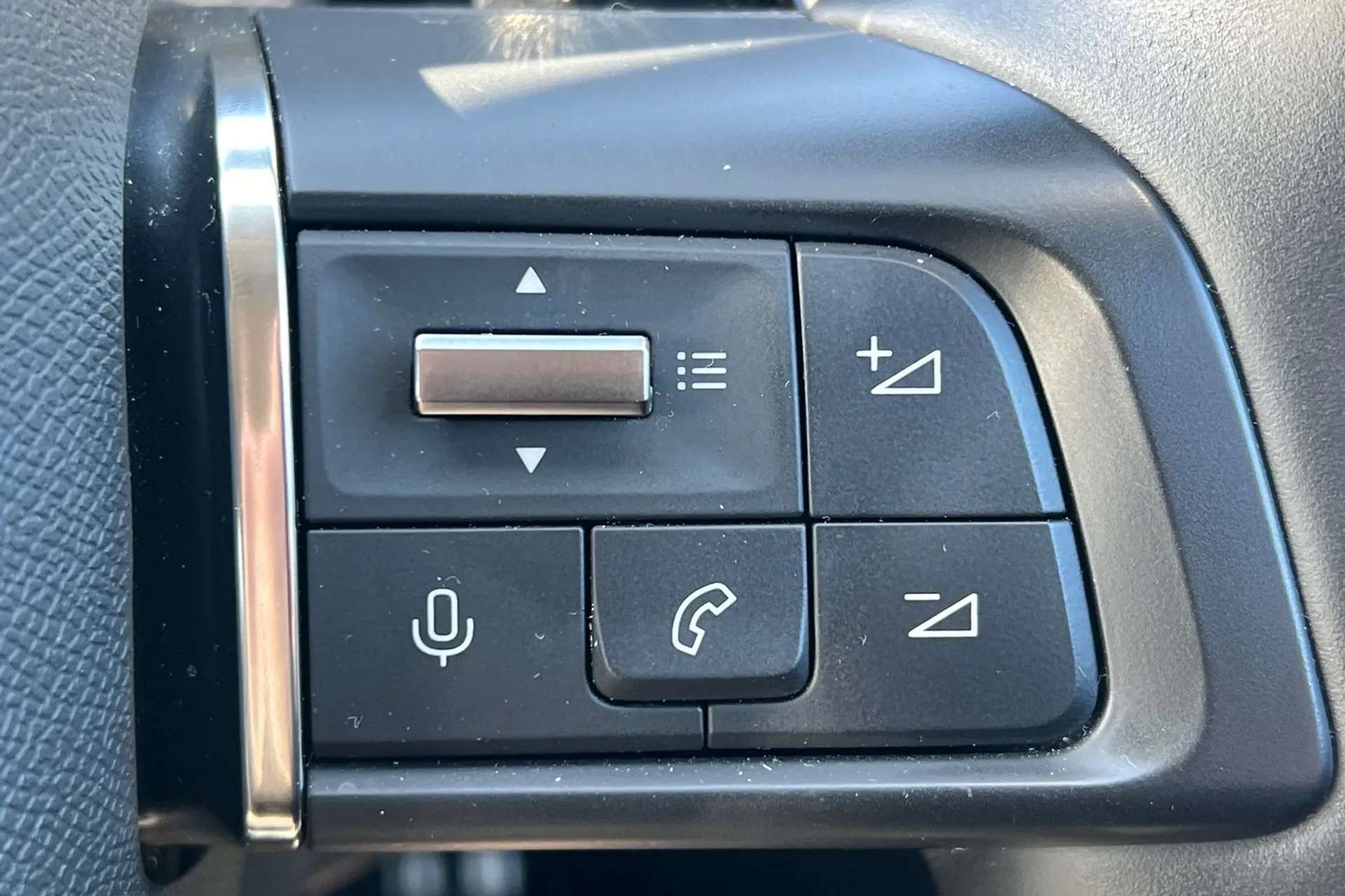 2023 CITROEN C5 X 2023 CITROEN C5 X