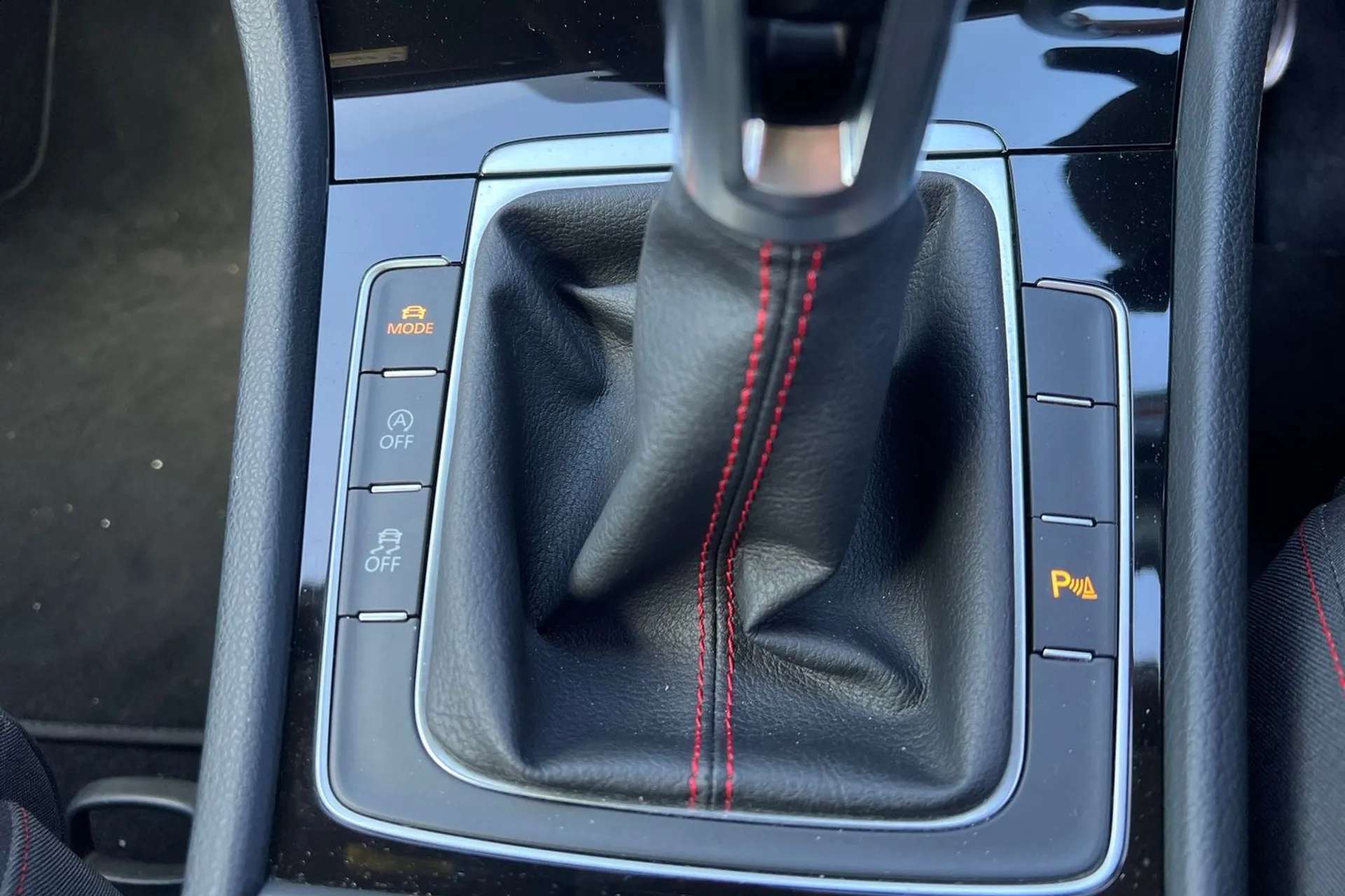 2019 VOLKSWAGEN GOLF 2019 VOLKSWAGEN GOLF