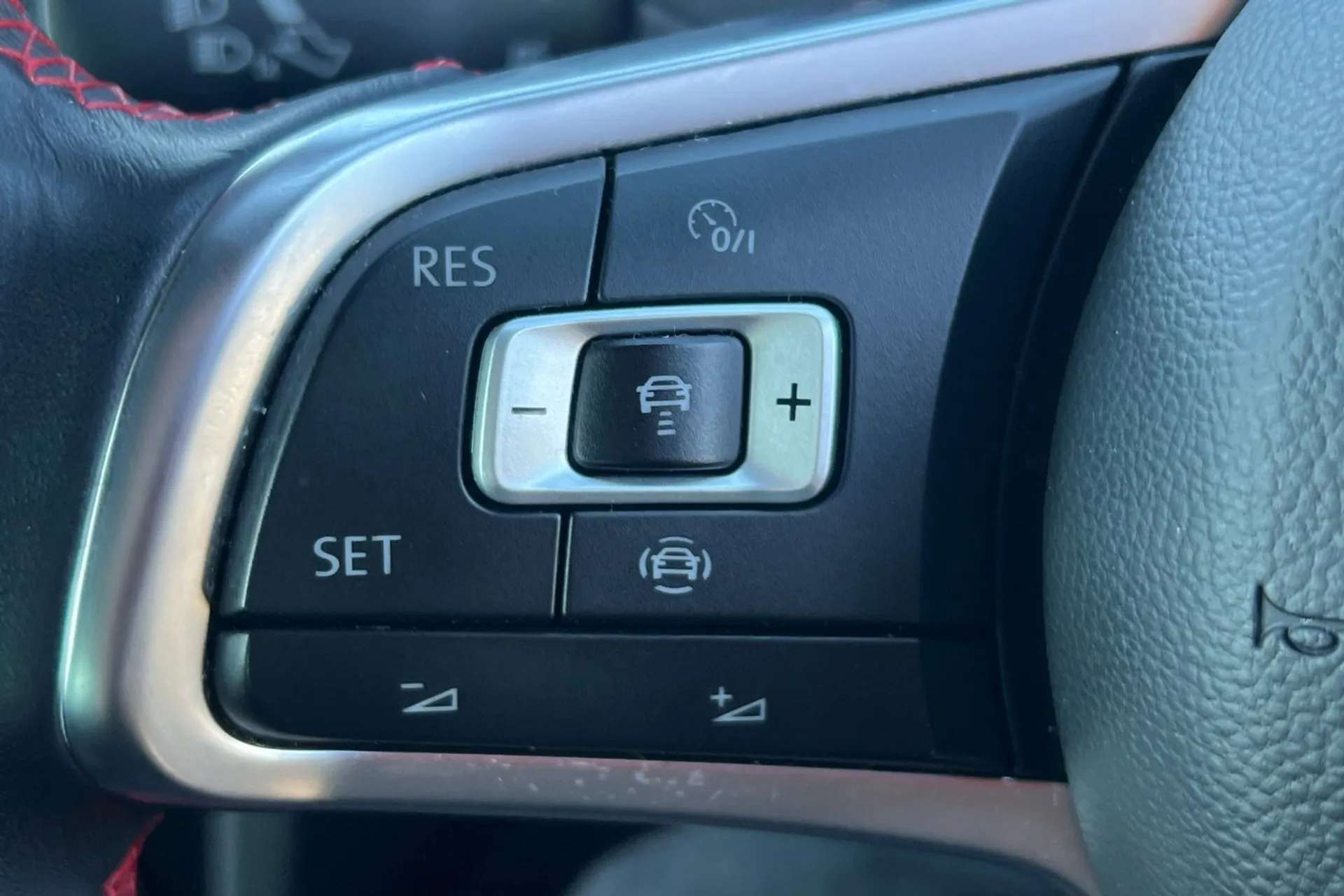 2019 VOLKSWAGEN GOLF 2019 VOLKSWAGEN GOLF