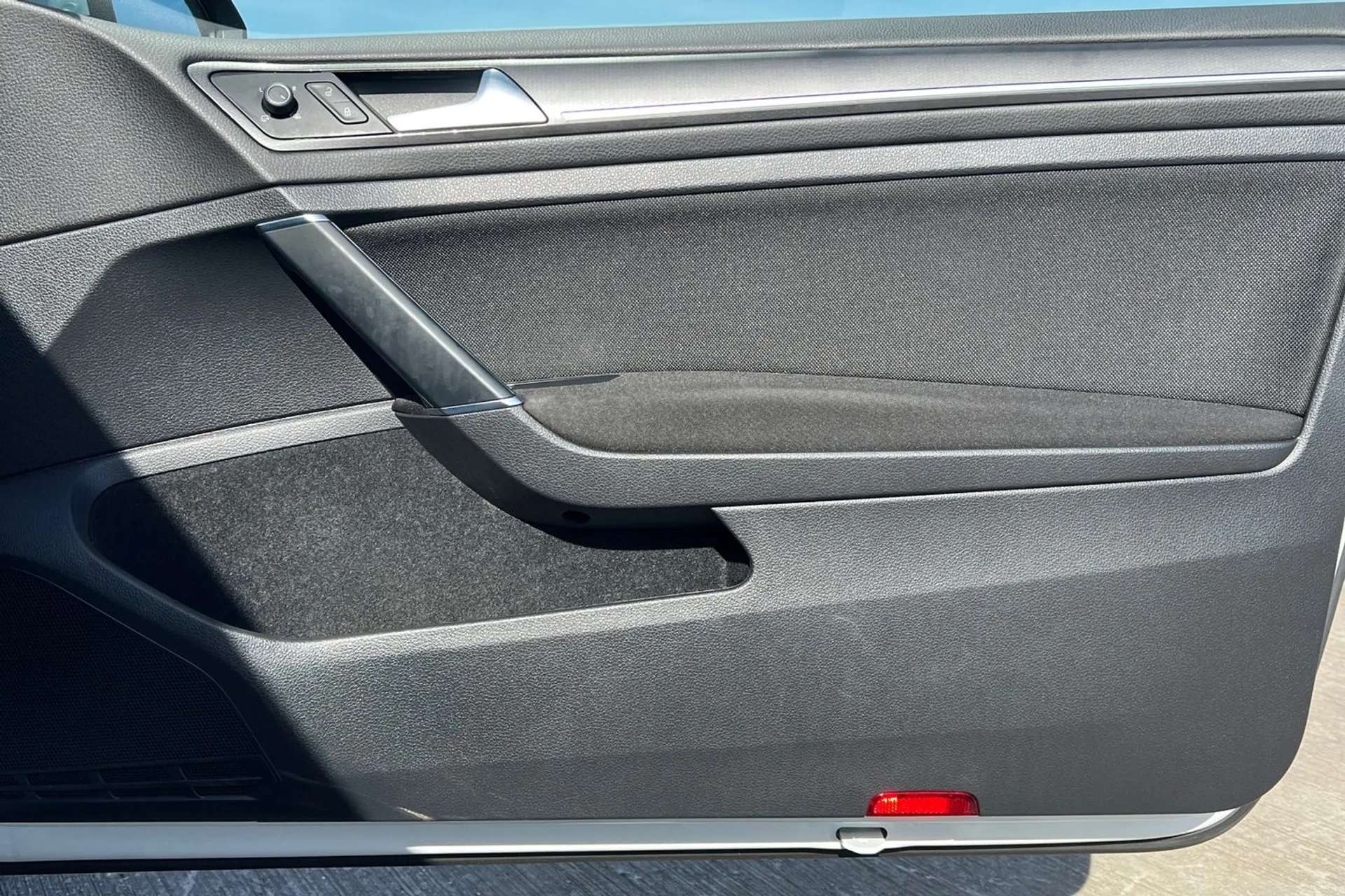 2019 VOLKSWAGEN GOLF 2019 VOLKSWAGEN GOLF