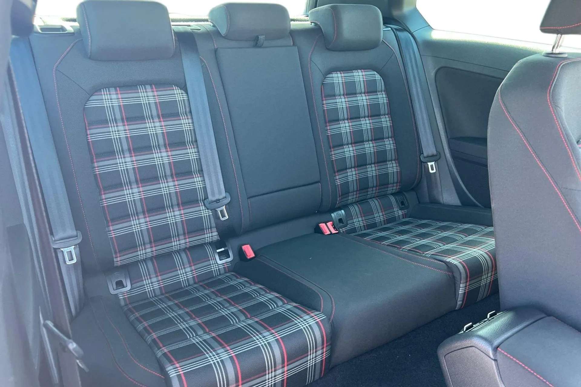 2019 VOLKSWAGEN GOLF 2019 VOLKSWAGEN GOLF